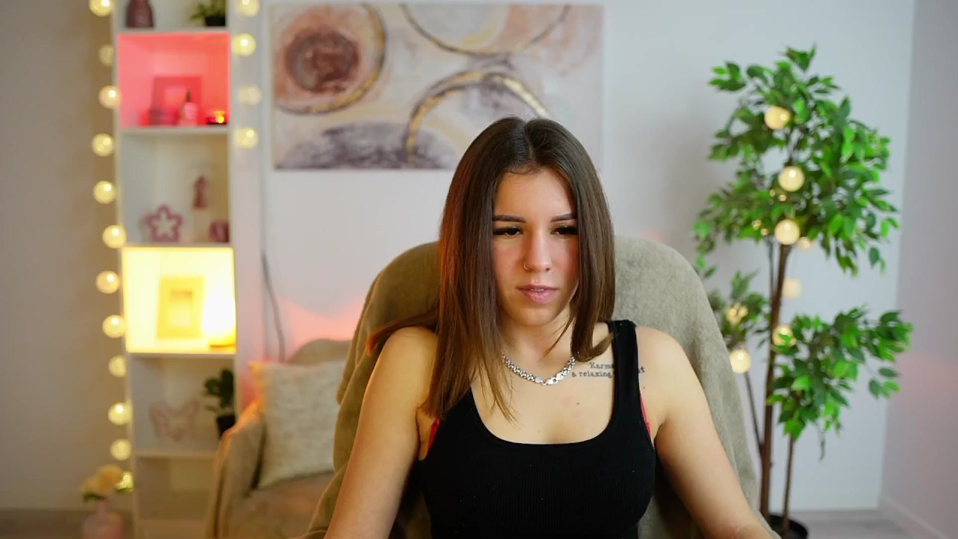 Gallery image thumbnail from Alyssa_Hall's myfreecams stream on, 01/31/2025, 15:59 image 11 of 20