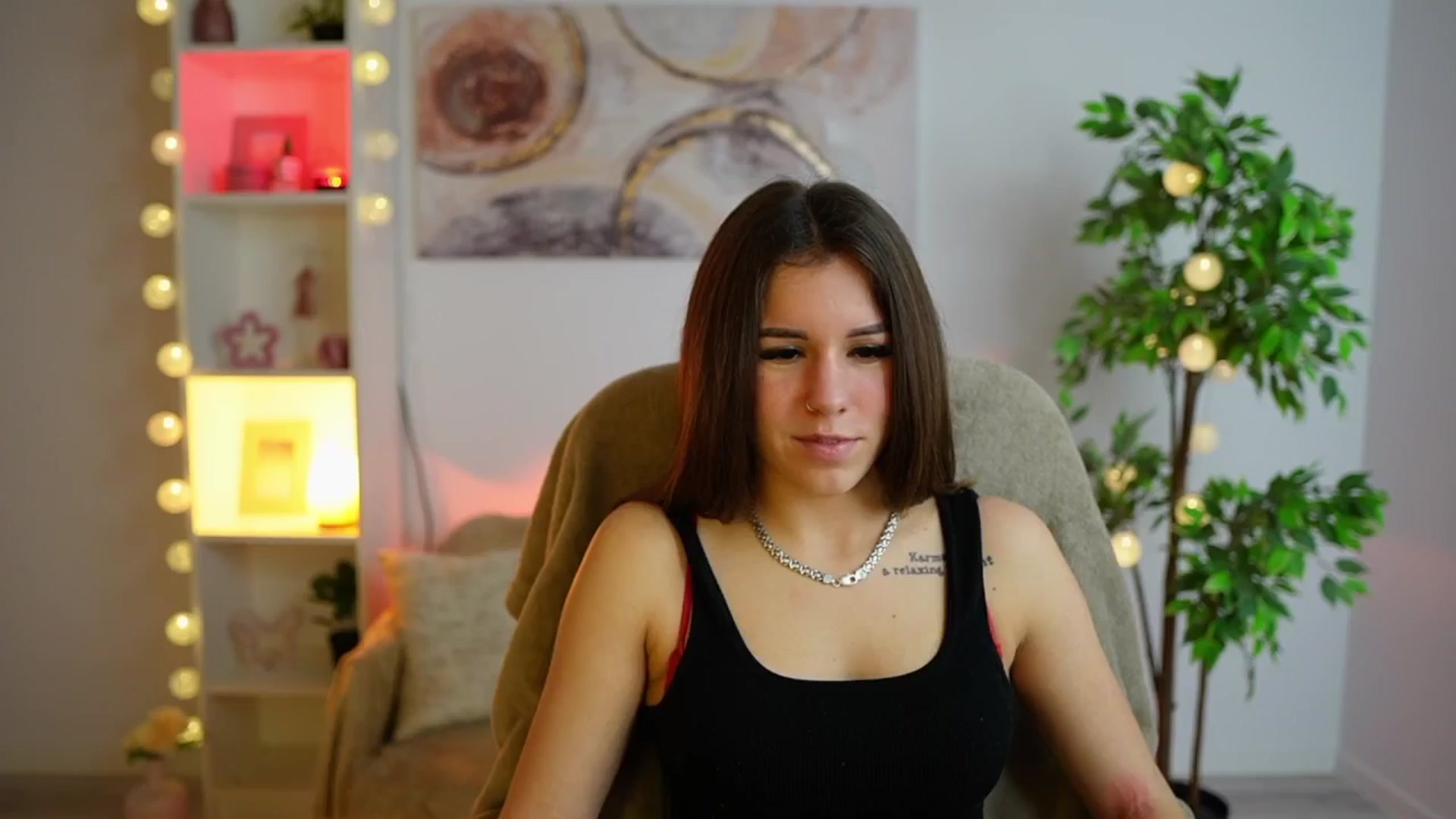 Gallery image thumbnail from Alyssa_Hall's myfreecams stream on, 01/31/2025, 15:59 image 14 of 20