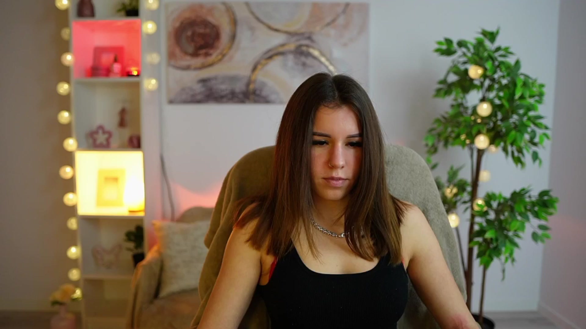 Gallery image thumbnail from Alyssa_Hall's myfreecams stream on, 01/31/2025, 15:59 image 16 of 20