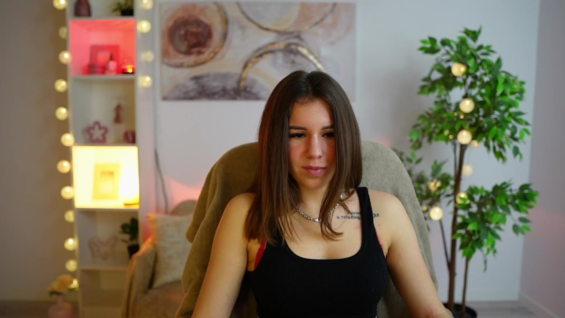 Gallery image thumbnail from Alyssa_Hall's myfreecams stream on, 01/31/2025, 15:59 image 20 of 20