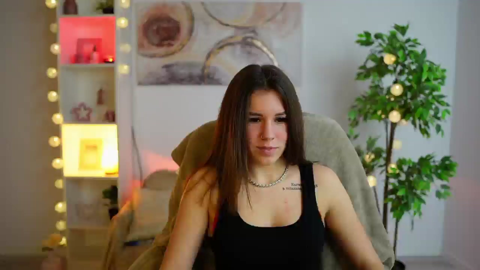 Gallery image thumbnail from Alyssa_Hall's myfreecams stream on, 01/31/2025, 17:53 image 17 of 20