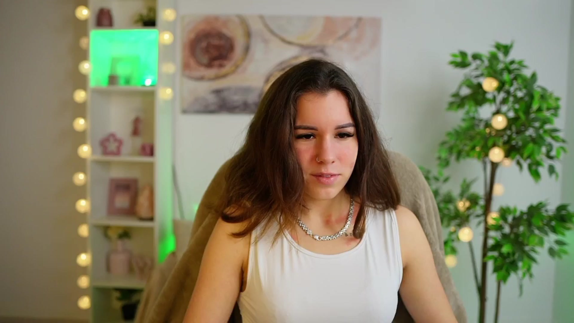 Gallery image thumbnail from Alyssa_Hall's myfreecams stream on, 02/04/2025, 14:51 image 7 of 20