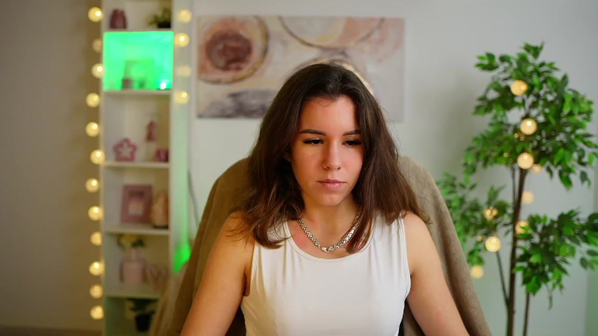 Gallery image thumbnail from Alyssa_Hall's myfreecams stream on, 02/04/2025, 17:53 image 10 of 20