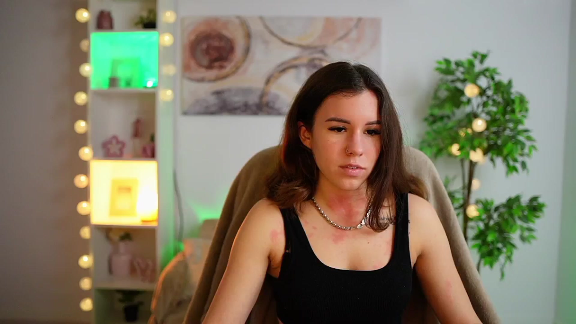 Gallery image thumbnail from Alyssa_Hall's myfreecams stream on, 02/05/2025, 15:47 image 3 of 20
