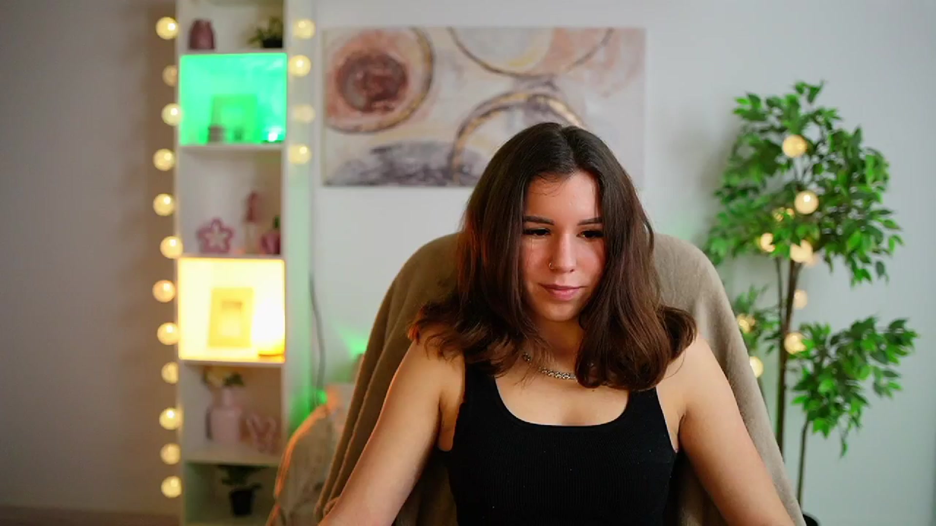 Gallery image thumbnail from Alyssa_Hall's myfreecams stream on, 02/05/2025, 15:47 image 16 of 20