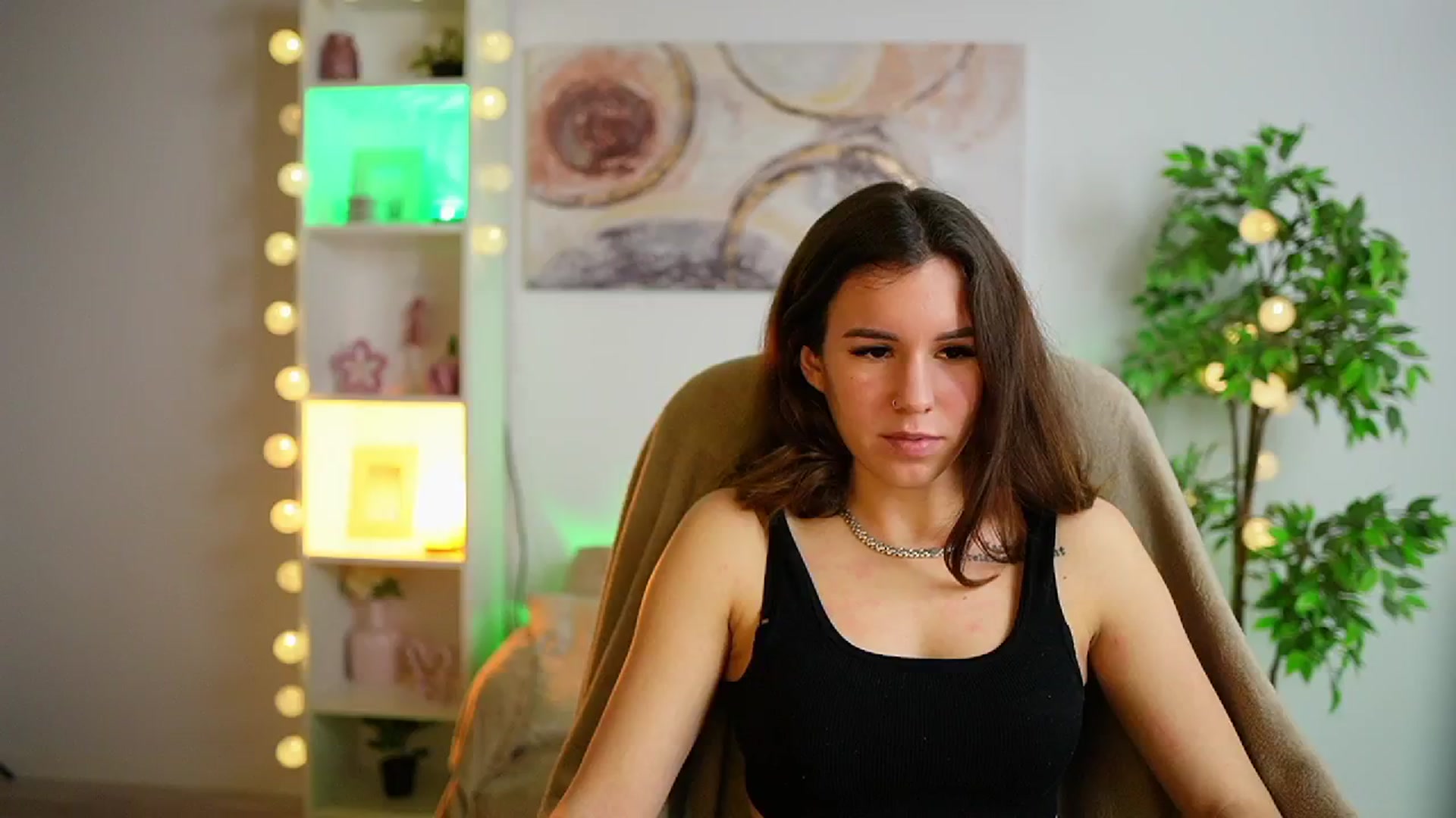 Gallery image thumbnail from Alyssa_Hall's myfreecams stream on, 02/05/2025, 16:11 image 16 of 20