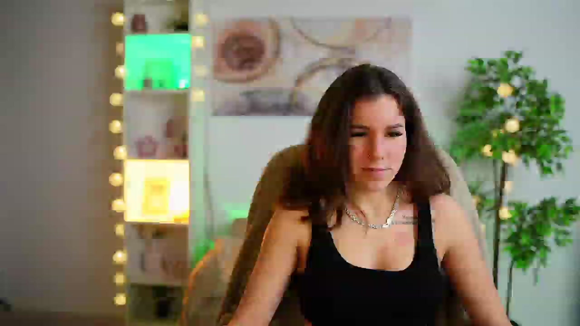 Gallery image thumbnail from Alyssa_Hall's myfreecams stream on, 02/05/2025, 17:40 image 1 of 20