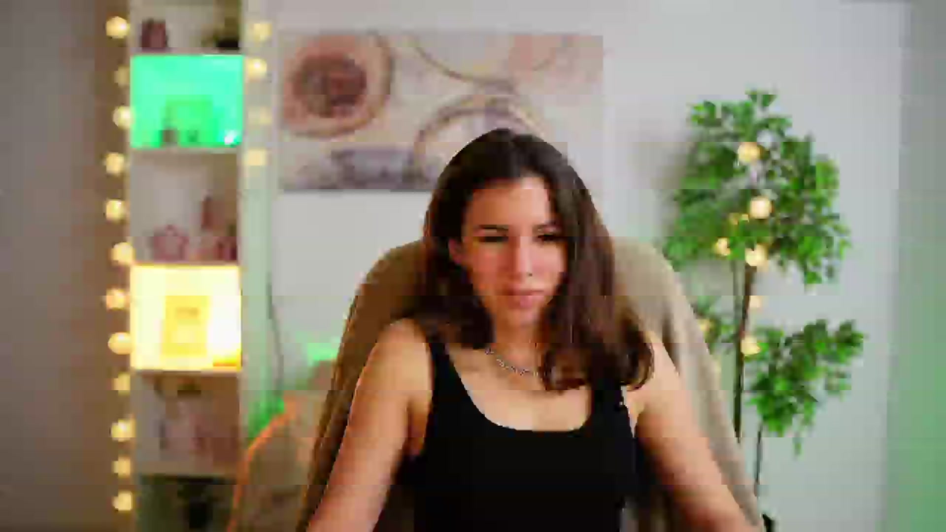 Gallery image thumbnail from Alyssa_Hall's myfreecams stream on, 02/05/2025, 17:40 image 16 of 20