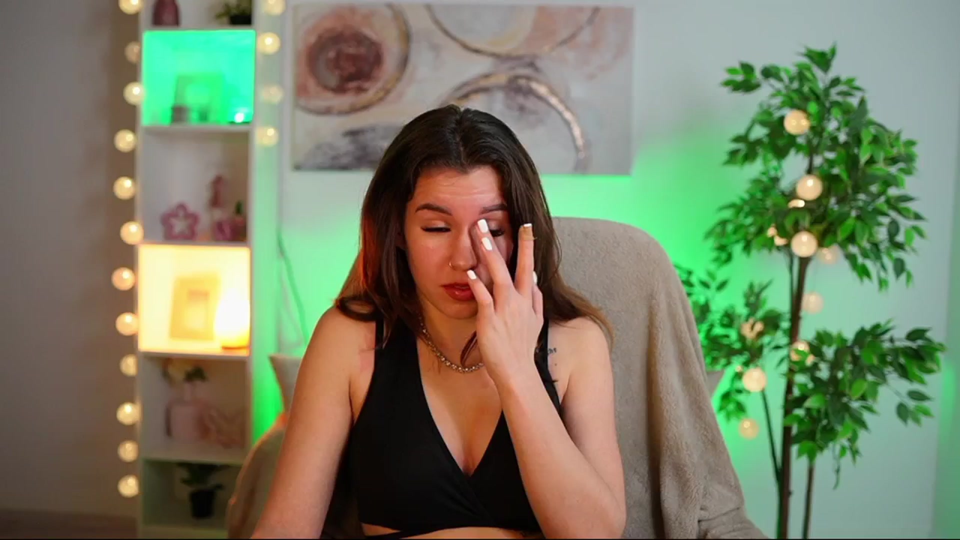 Gallery image thumbnail from Alyssa_Hall's myfreecams stream on, 02/07/2025, 15:58 image 12 of 20