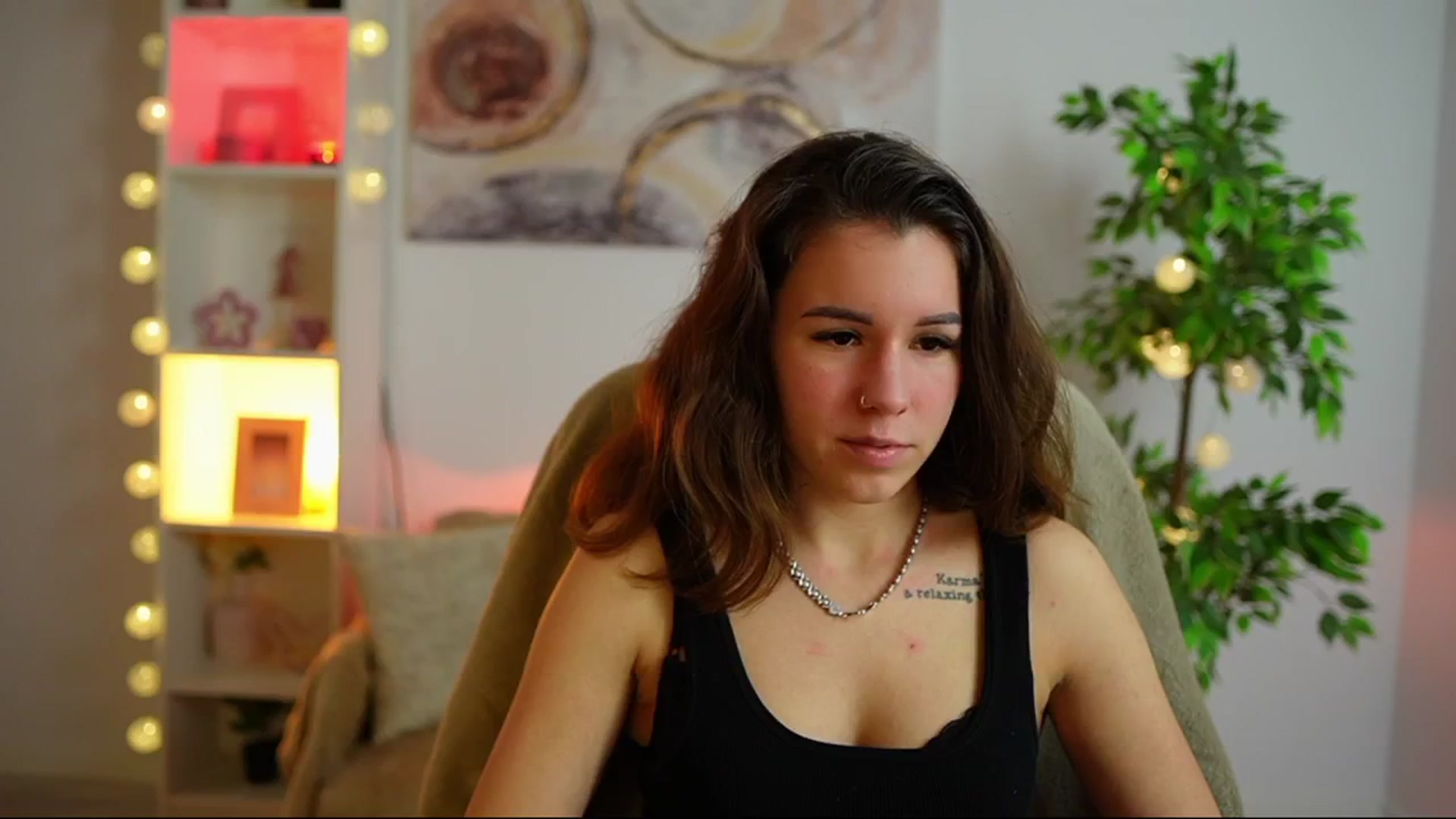 Gallery image thumbnail from Alyssa_Hall's myfreecams stream on, 02/11/2025, 14:42 image 3 of 20