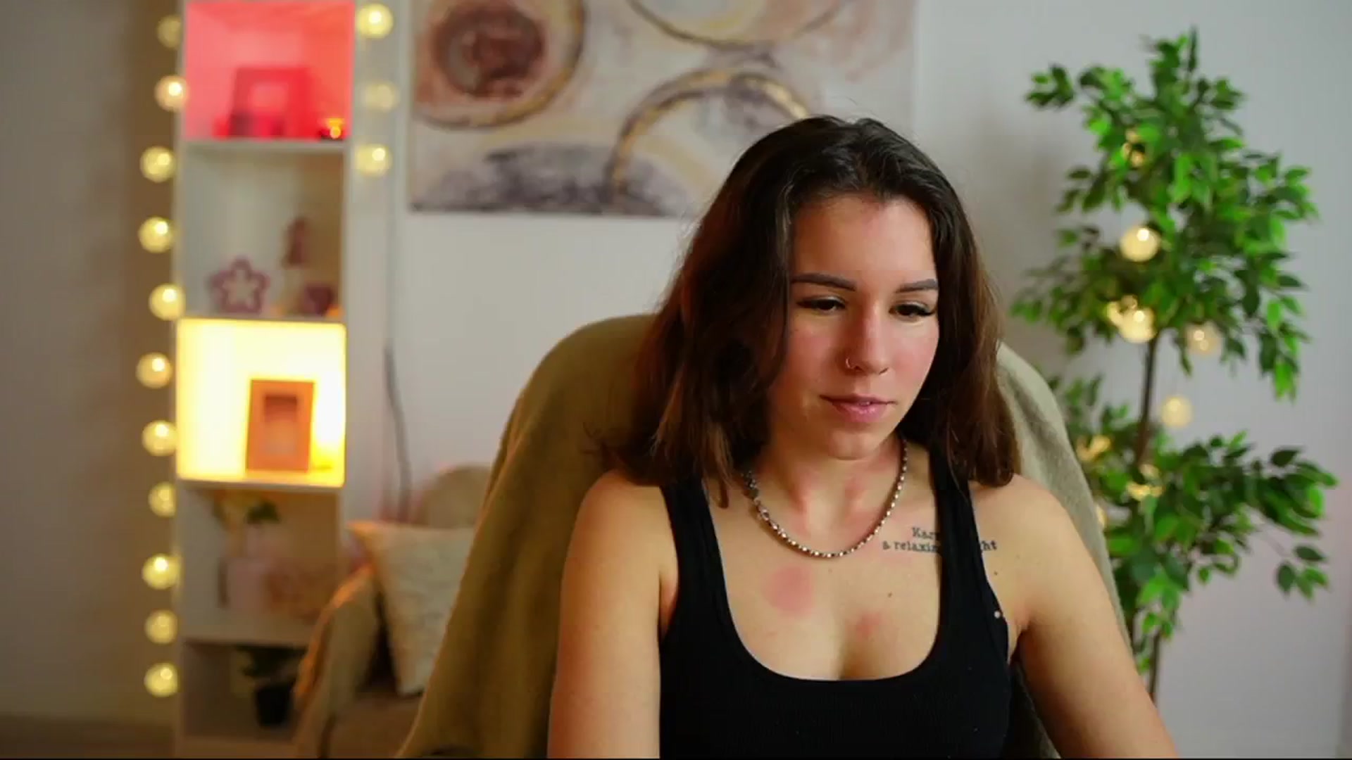 Gallery image thumbnail from Alyssa_Hall's myfreecams stream on, 02/11/2025, 15:56 image 2 of 20