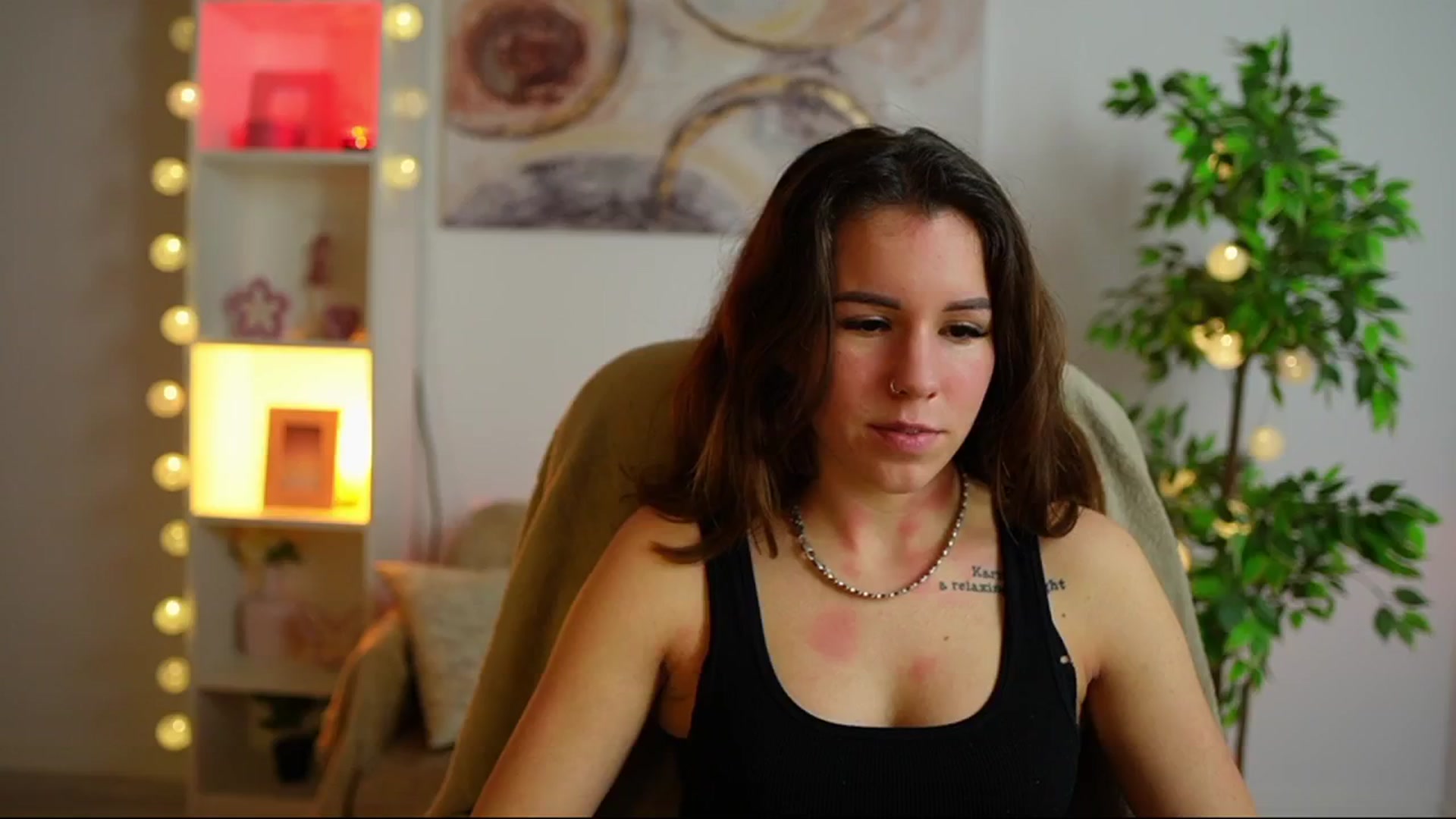 Gallery image thumbnail from Alyssa_Hall's myfreecams stream on, 02/11/2025, 15:56 image 3 of 20