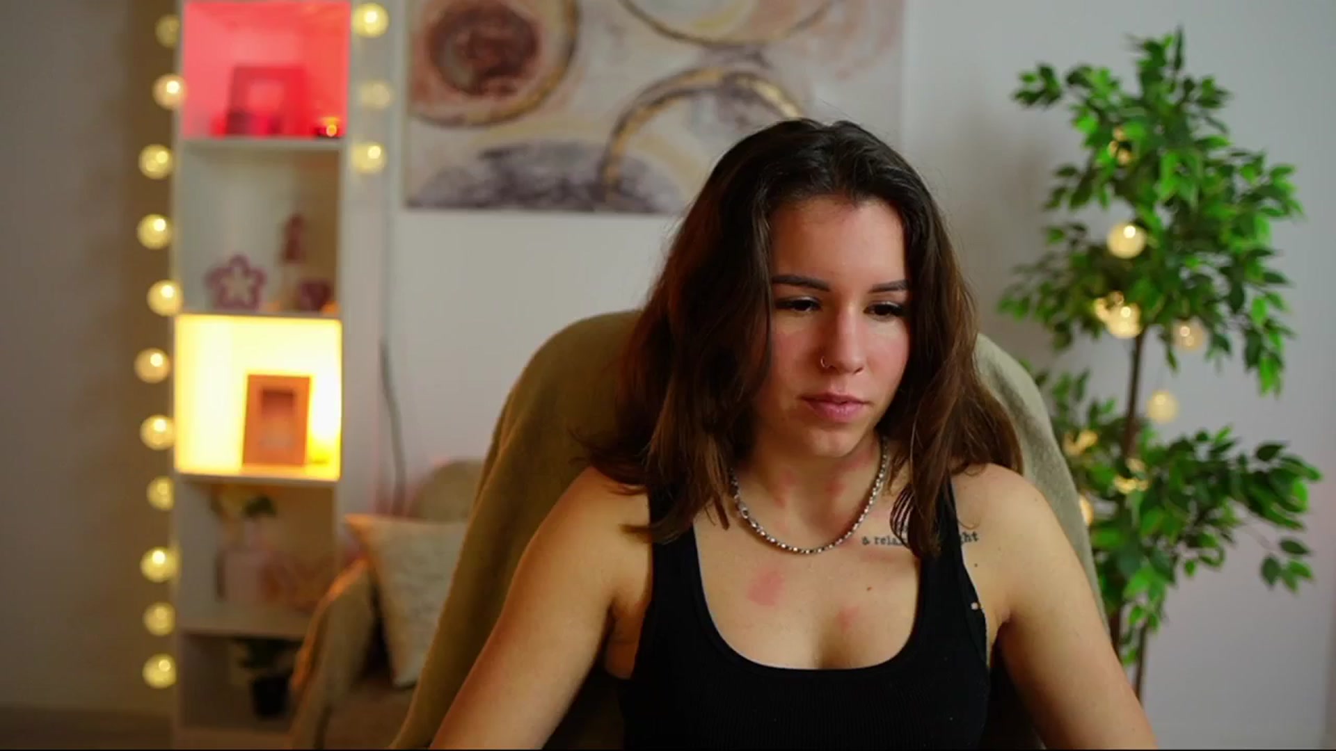 Gallery image thumbnail from Alyssa_Hall's myfreecams stream on, 02/11/2025, 15:56 image 10 of 20