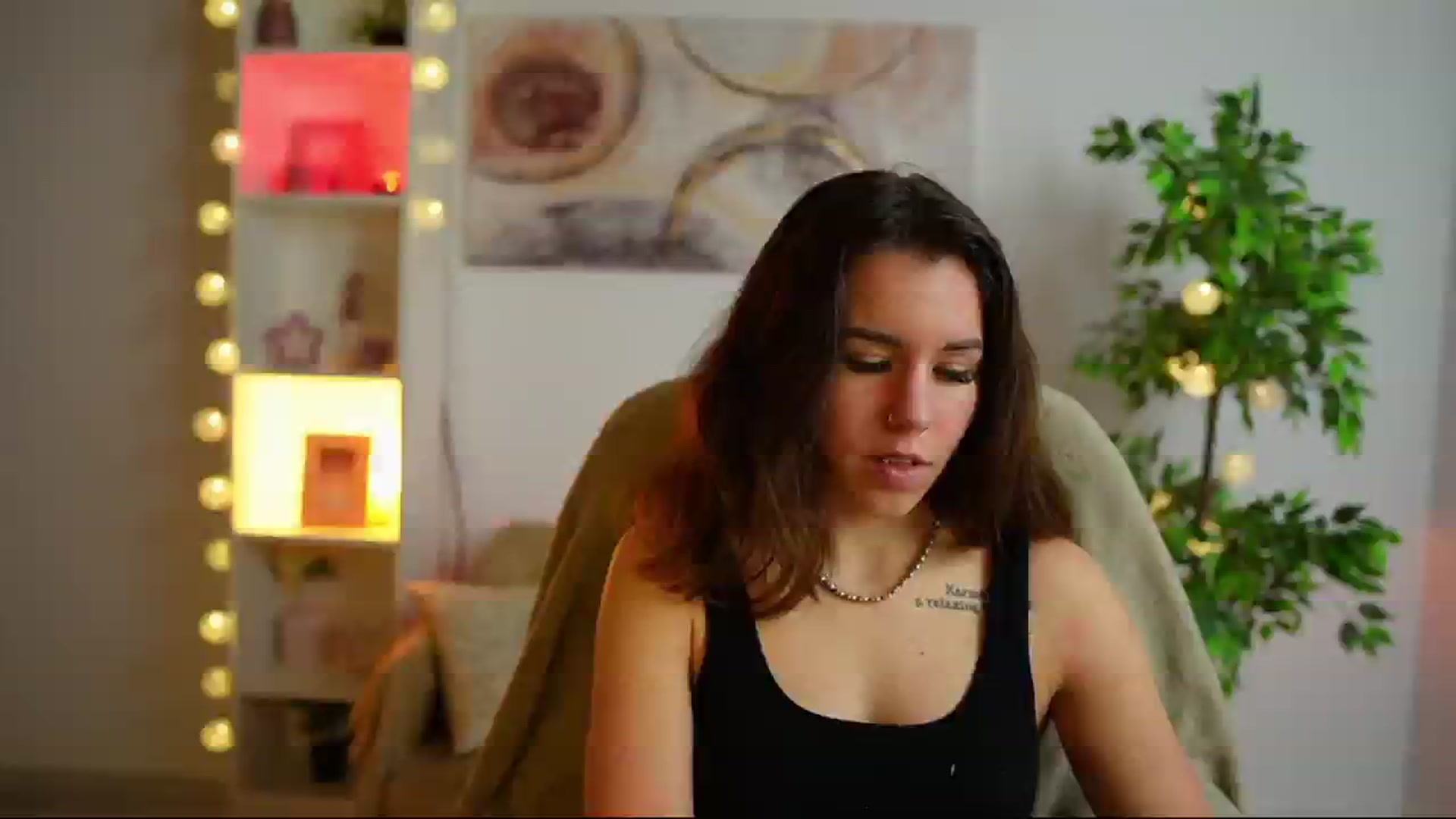 Gallery image thumbnail from Alyssa_Hall's myfreecams stream on, 02/11/2025, 17:53 image 15 of 20