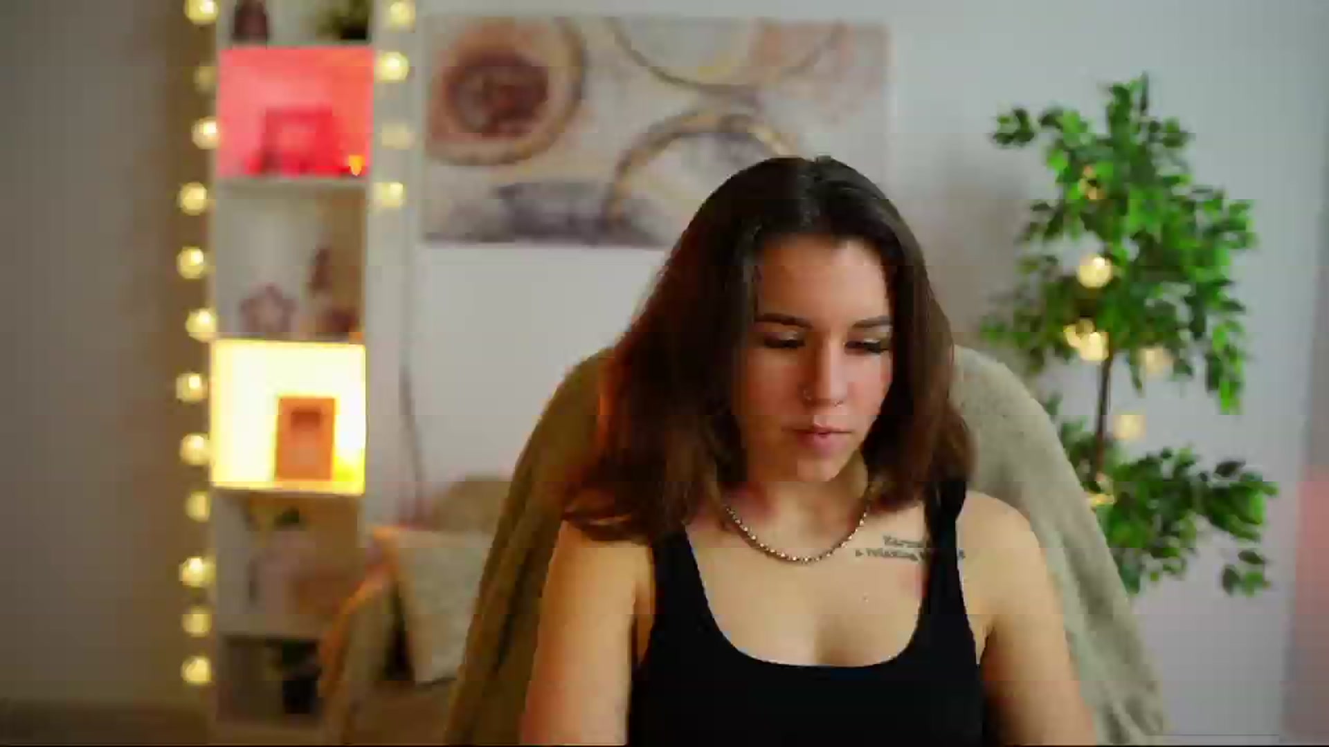 Gallery image thumbnail from Alyssa_Hall's myfreecams stream on, 02/11/2025, 17:53 image 3 of 20