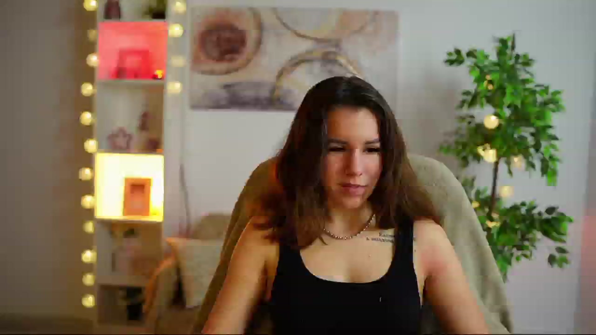 Gallery image thumbnail from Alyssa_Hall's myfreecams stream on, 02/11/2025, 17:53 image 17 of 20