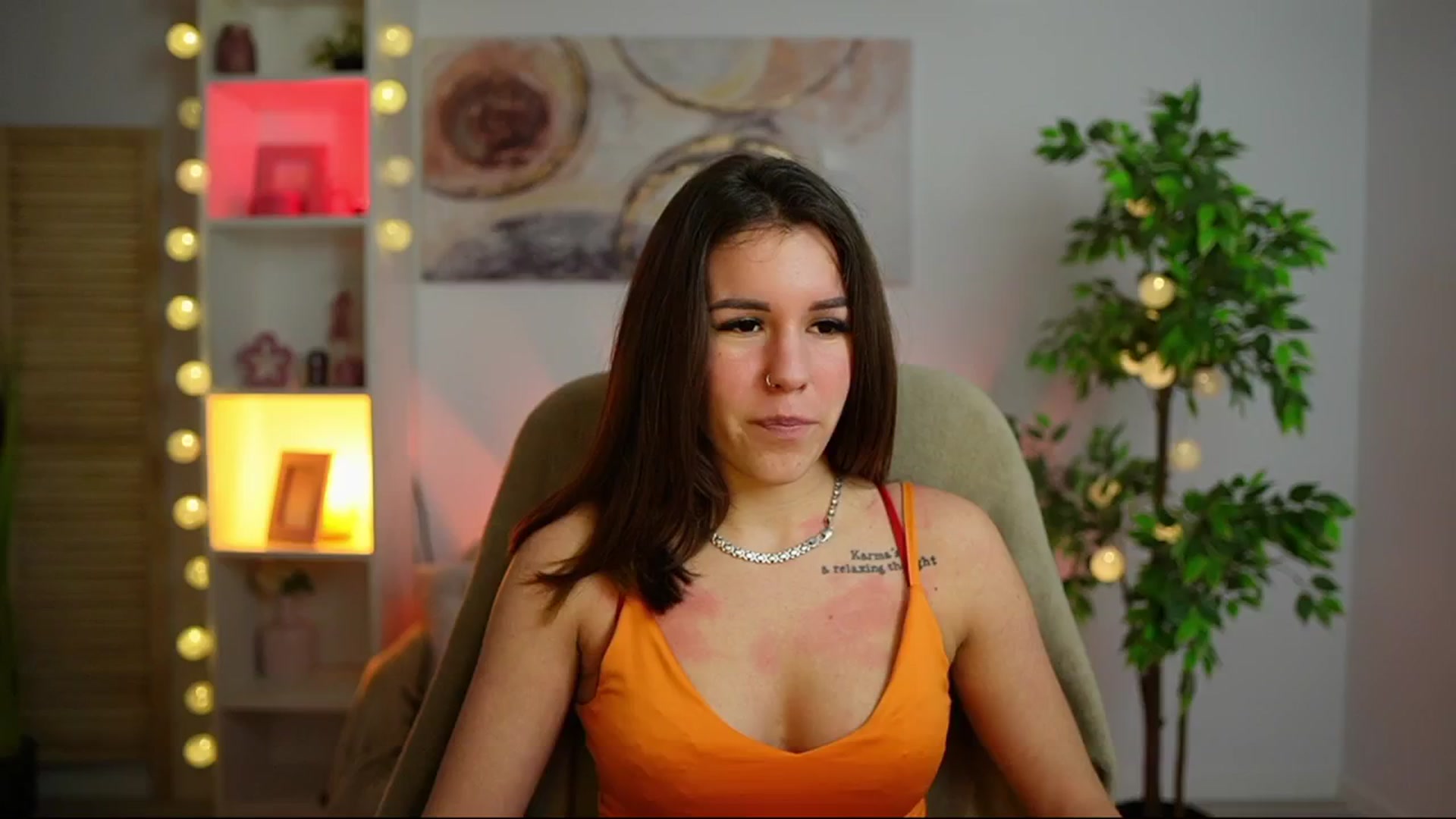 Gallery image thumbnail from Alyssa_Hall's myfreecams stream on, 02/25/2025, 15:53 image 5 of 20