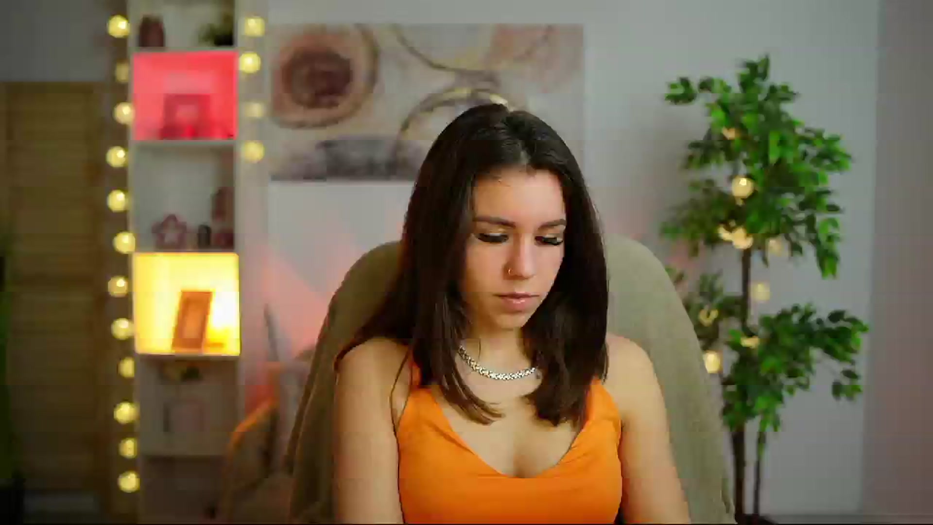 Gallery image thumbnail from Alyssa_Hall's myfreecams stream on, 02/25/2025, 18:49 image 12 of 20