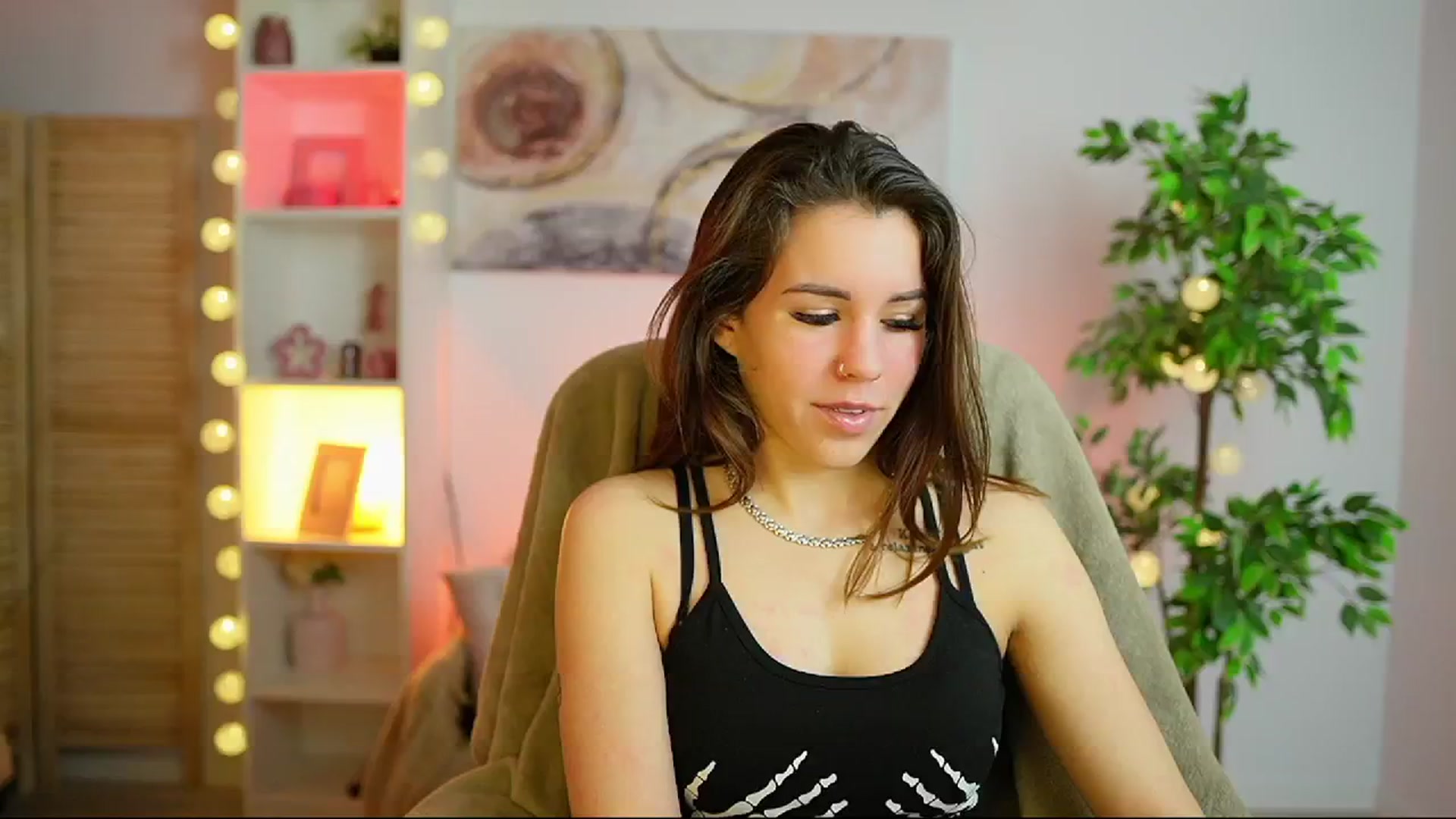 Gallery image thumbnail from Alyssa_Hall's myfreecams stream on, 02/26/2025, 16:08 image 5 of 20