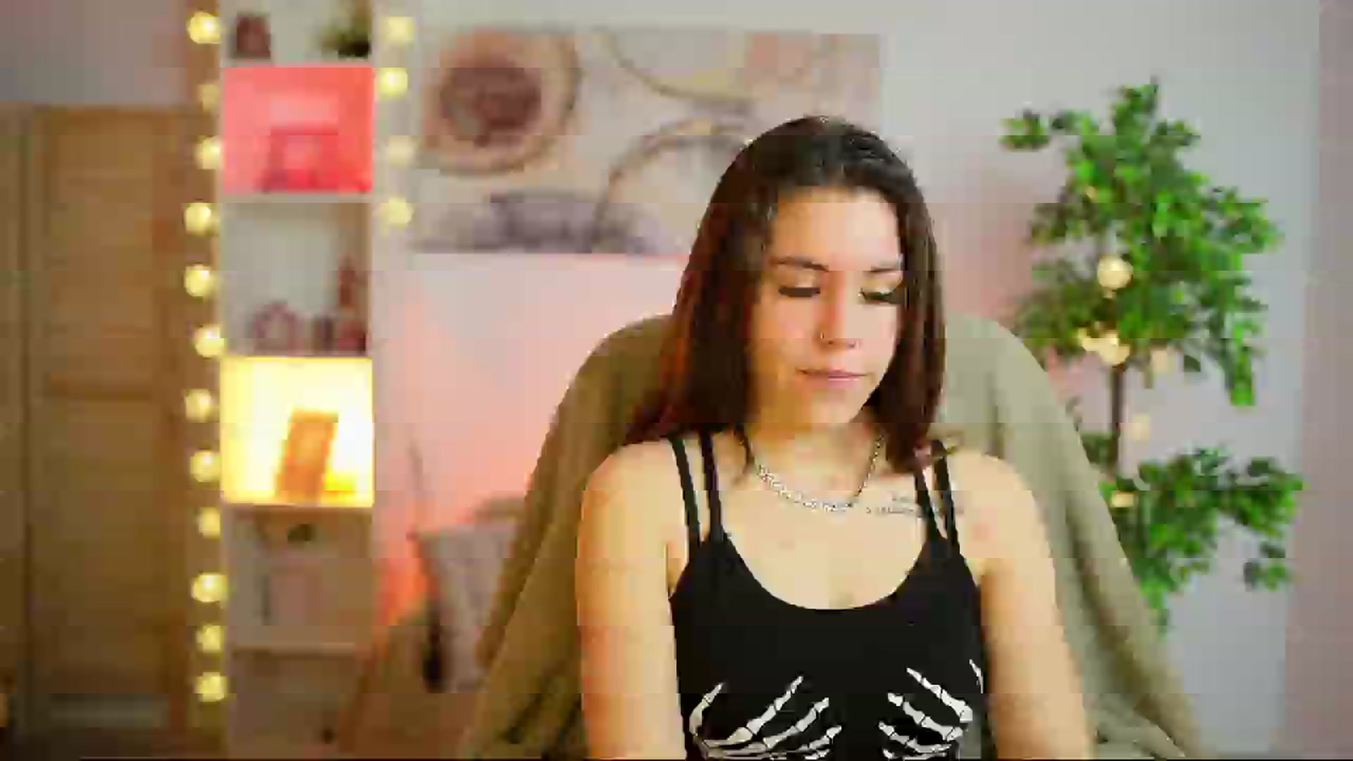 Gallery image thumbnail from Alyssa_Hall's myfreecams stream on, 02/26/2025, 17:17 image 9 of 20