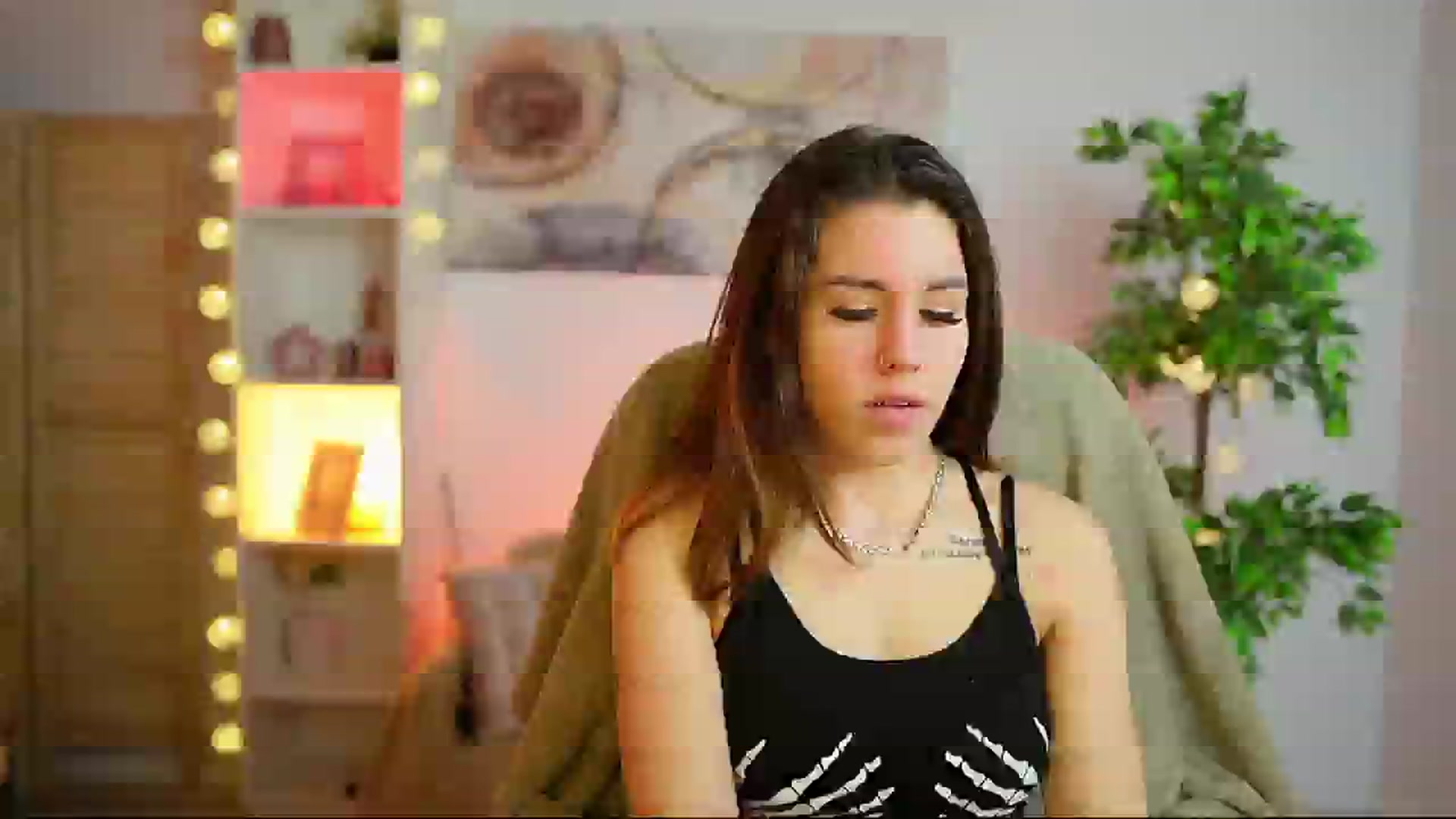 Gallery image thumbnail from Alyssa_Hall's myfreecams stream on, 02/26/2025, 17:17 image 11 of 20