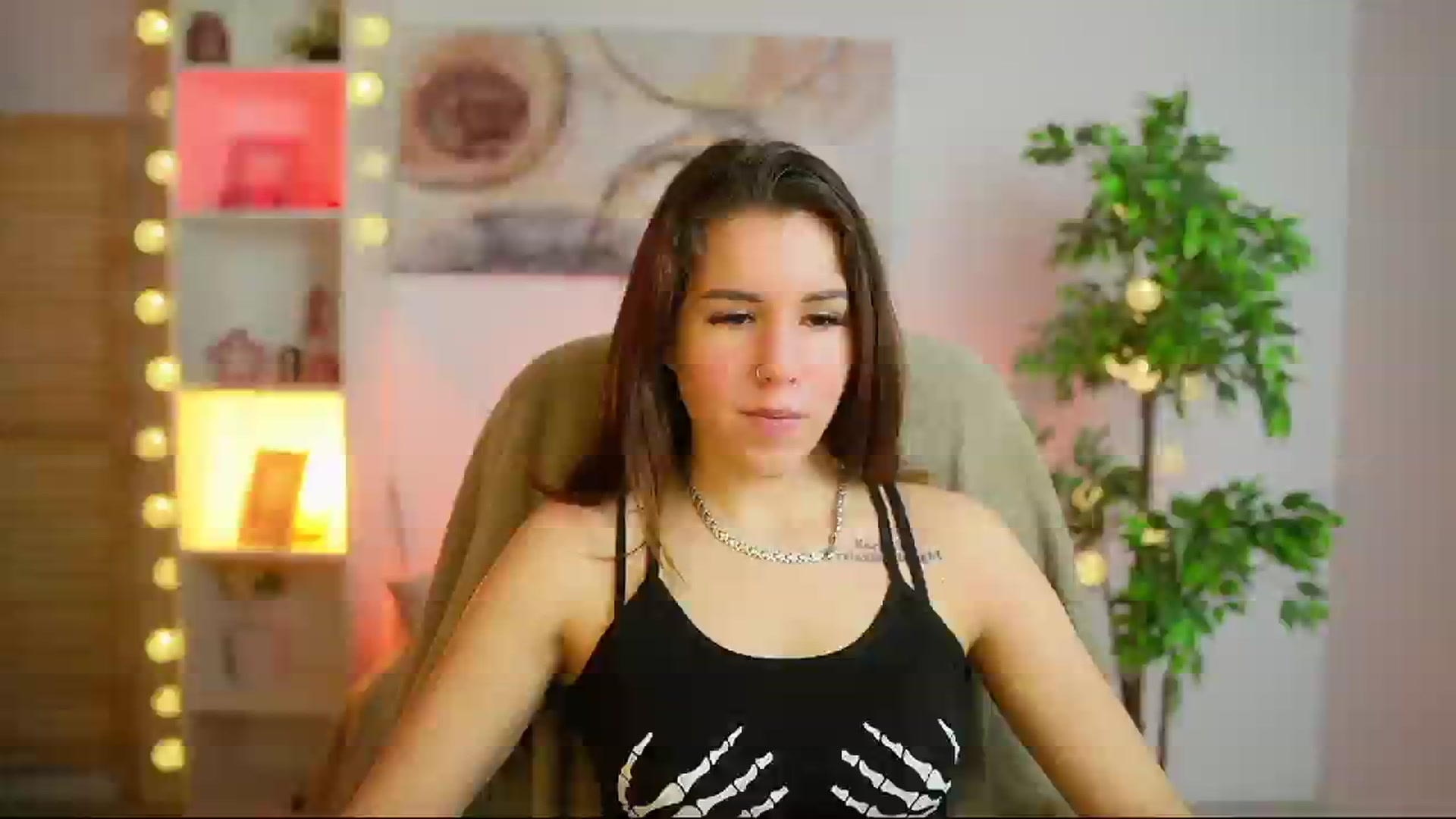 Gallery image thumbnail from Alyssa_Hall's myfreecams stream on, 02/26/2025, 17:59 image 18 of 20