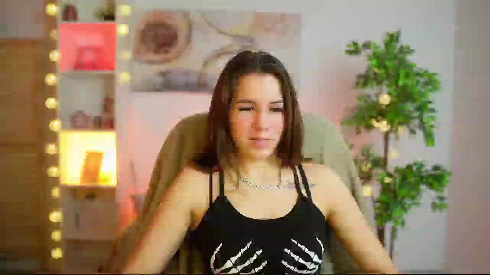 Gallery image thumbnail from Alyssa_Hall's myfreecams stream on, 02/26/2025, 17:59 image 19 of 20