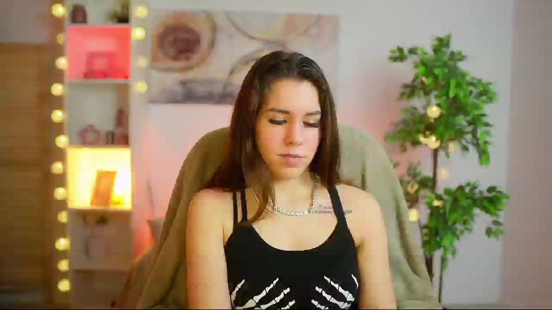 Gallery image thumbnail from Alyssa_Hall's myfreecams stream on, 02/26/2025, 17:59 image 17 of 20