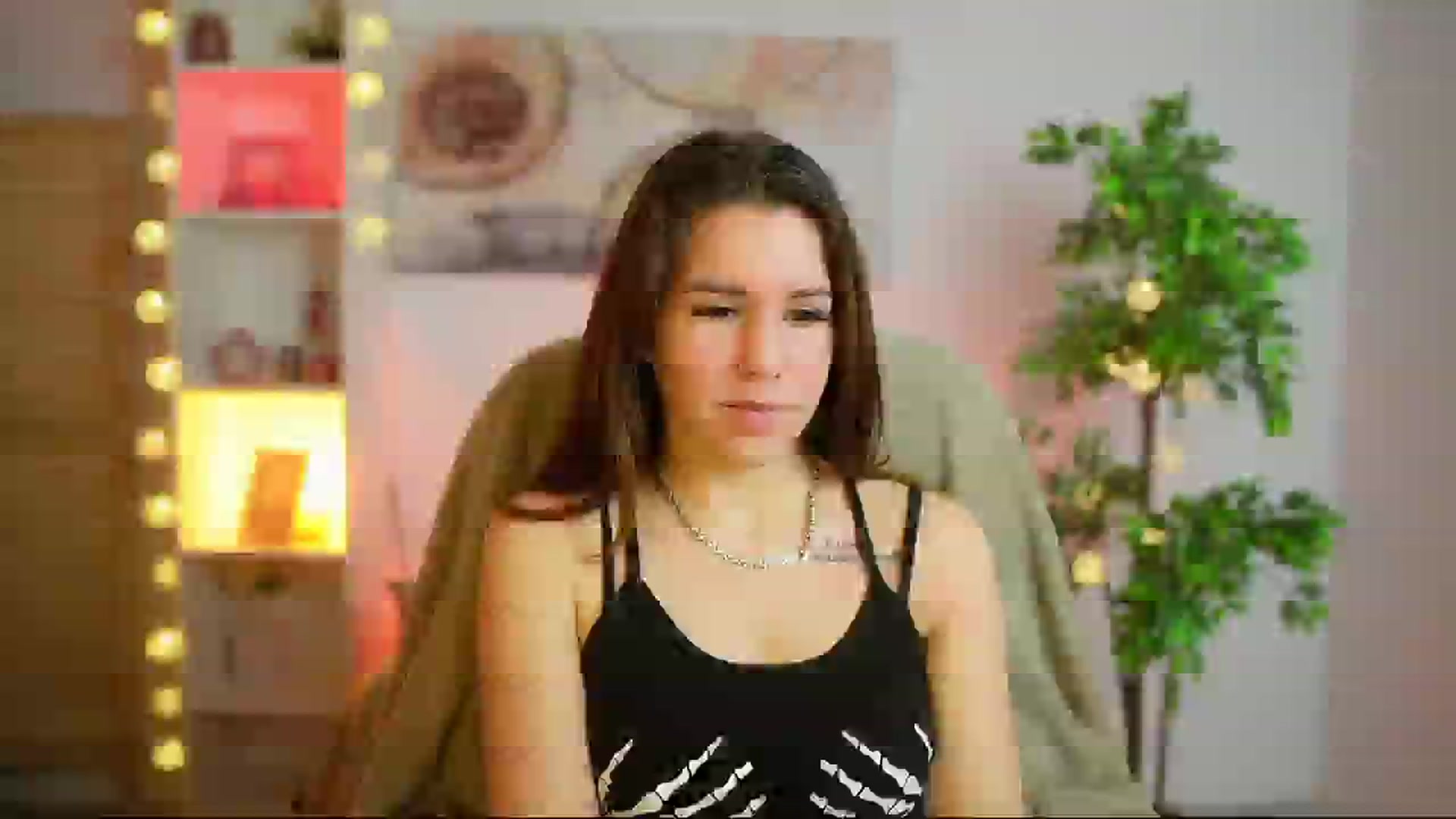 Gallery image thumbnail from Alyssa_Hall's myfreecams stream on, 02/26/2025, 17:59 image 13 of 20