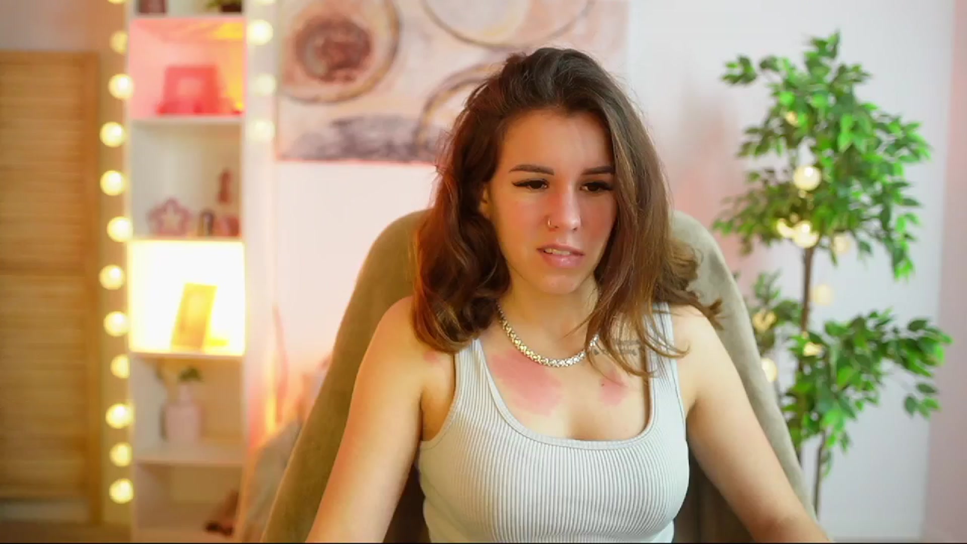 Gallery image thumbnail from Alyssa_Hall's myfreecams stream on, 02/27/2025, 15:22 image 4 of 20