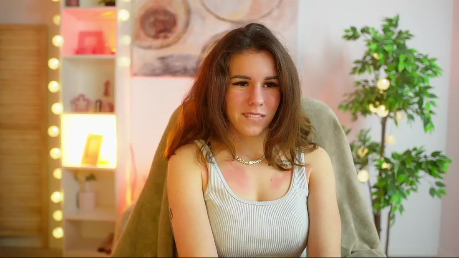 Gallery image thumbnail from Alyssa_Hall's myfreecams stream on, 02/27/2025, 15:22 image 7 of 20