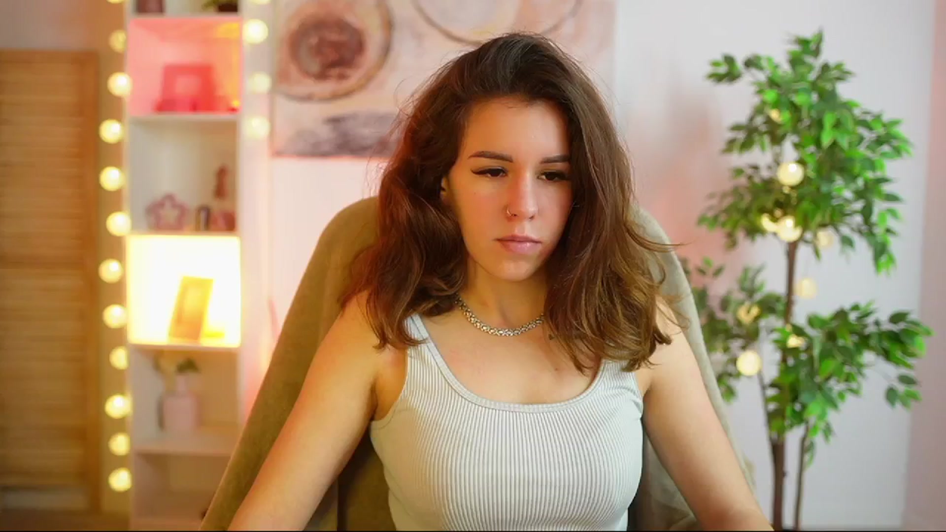Gallery image thumbnail from Alyssa_Hall's myfreecams stream on, 02/27/2025, 15:22 image 19 of 20