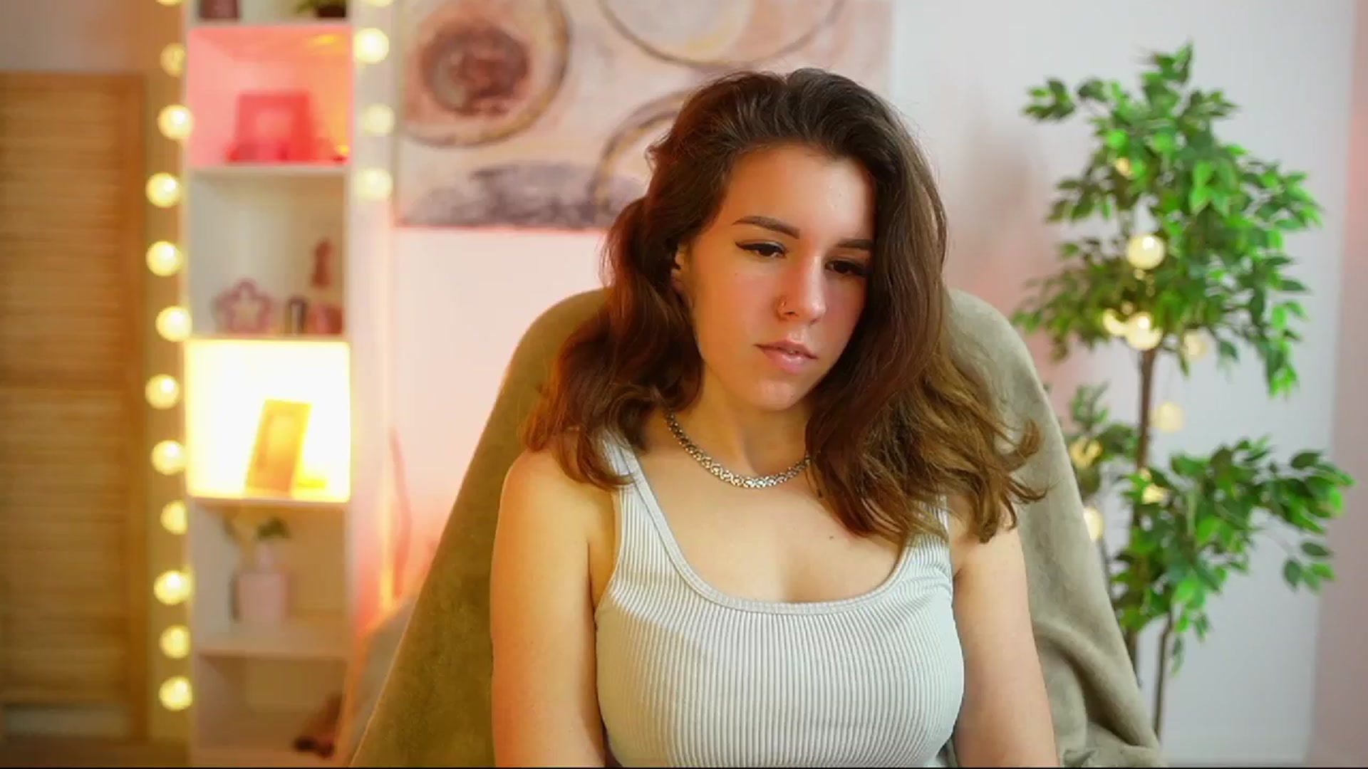 Gallery image thumbnail from Alyssa_Hall's myfreecams stream on, 02/27/2025, 18:03 image 8 of 20