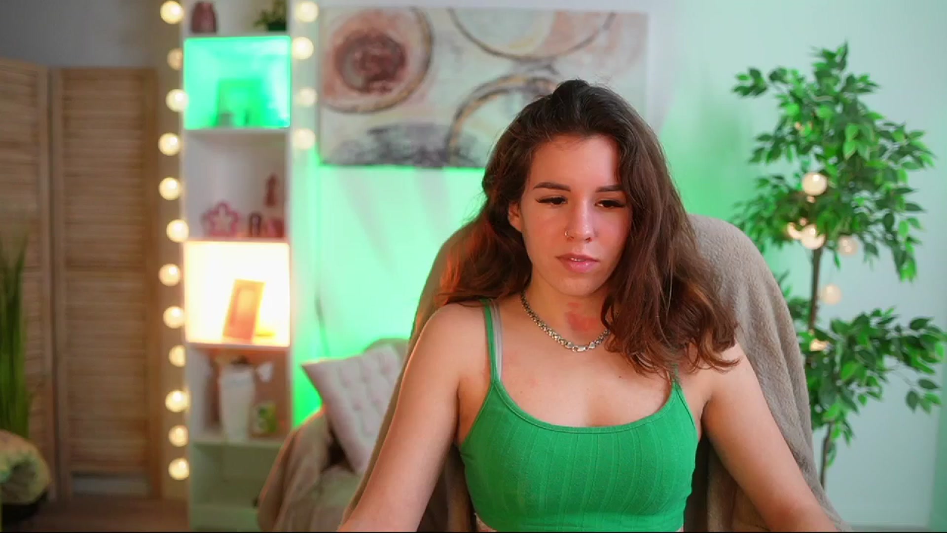 Gallery image thumbnail from Alyssa_Hall's myfreecams stream on, 02/28/2025, 16:06 image 19 of 20