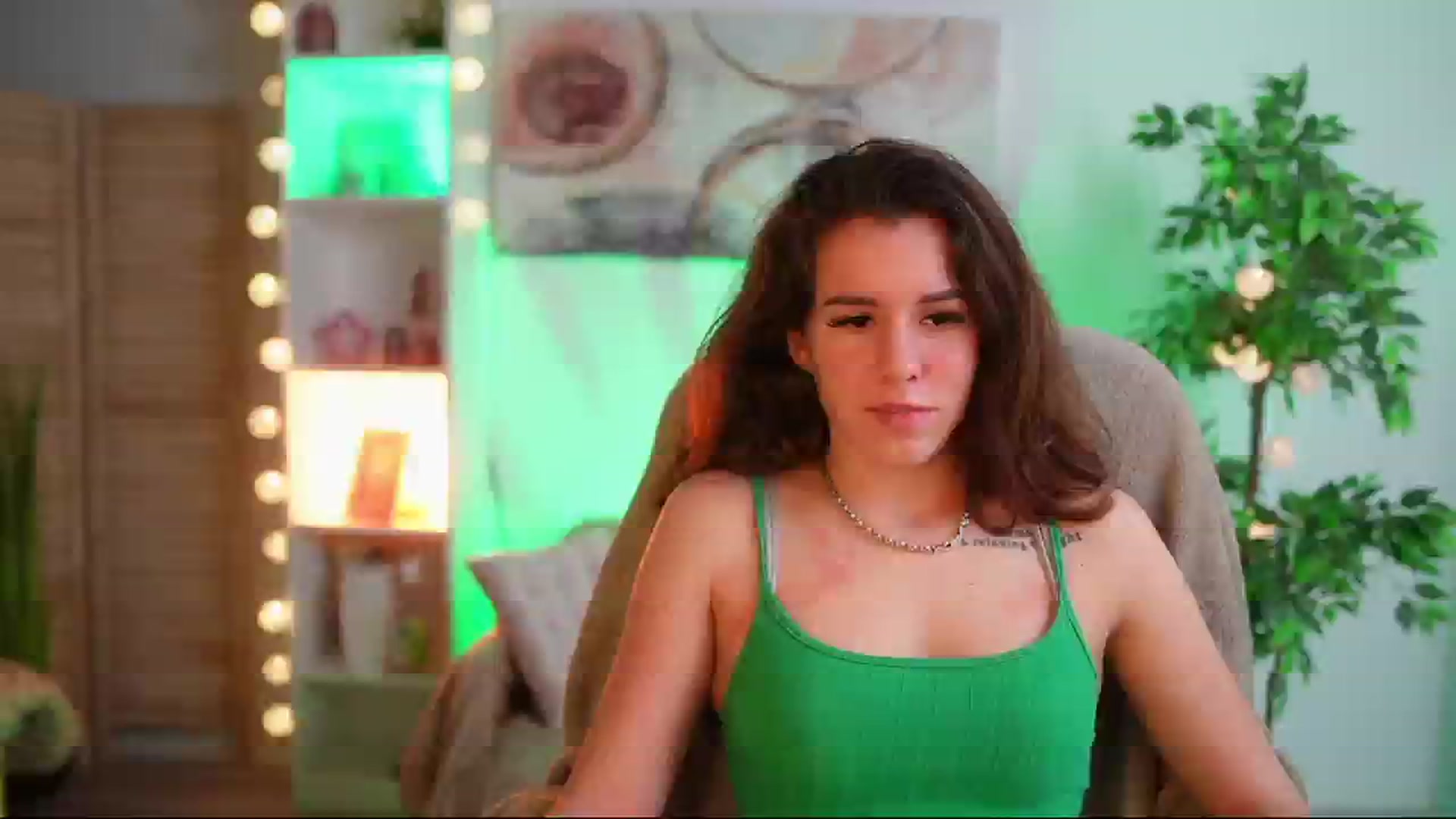 Gallery image thumbnail from Alyssa_Hall's myfreecams stream on, 02/28/2025, 18:09 image 16 of 20