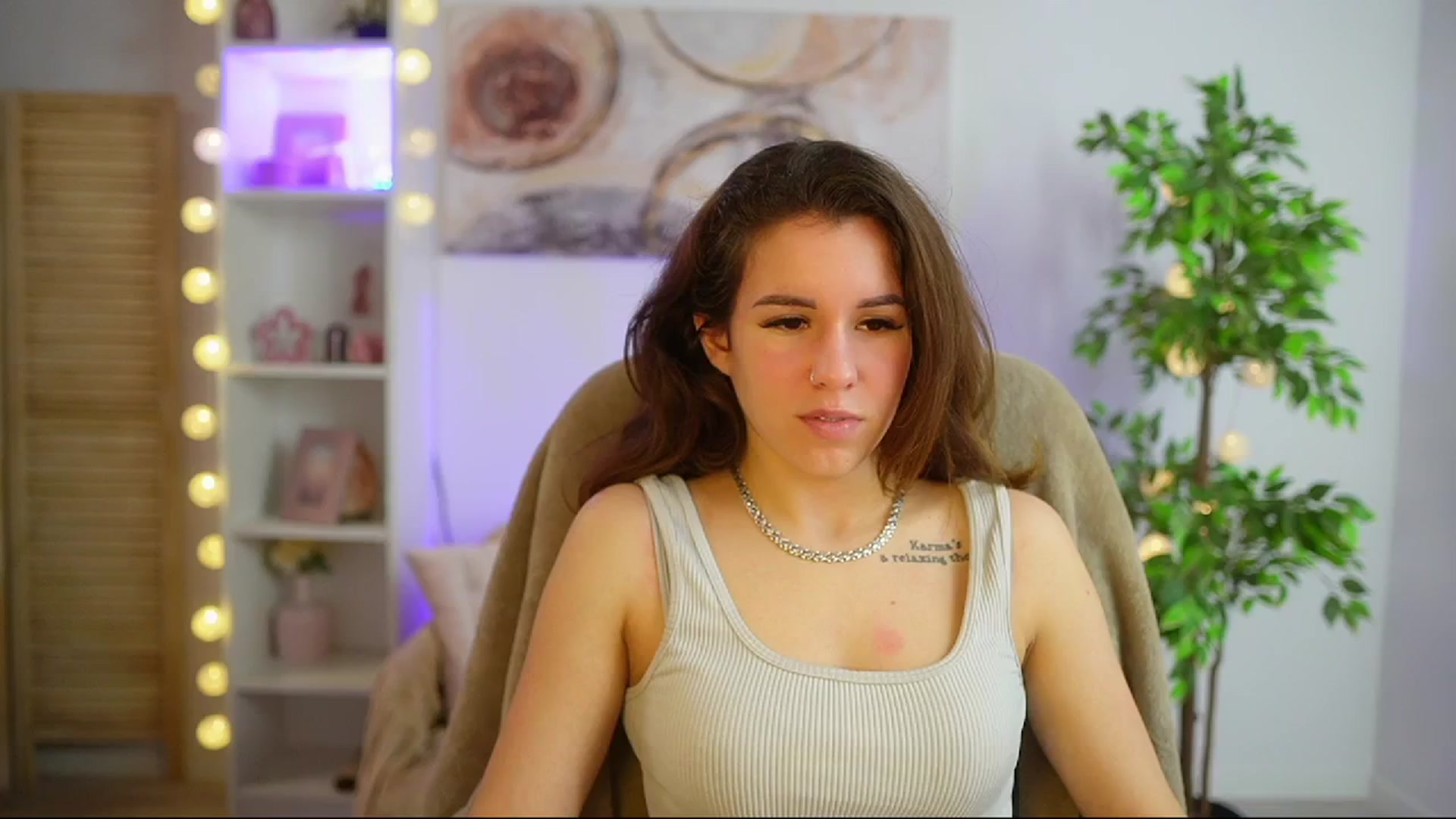 Gallery image thumbnail from Alyssa_Hall's myfreecams stream on, 03/01/2025, 14:43 image 13 of 20