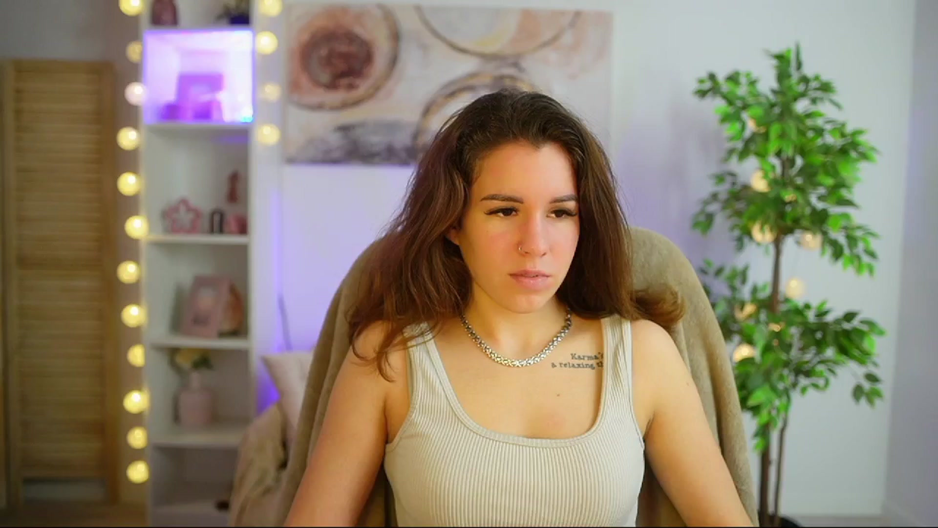 Gallery image thumbnail from Alyssa_Hall's myfreecams stream on, 03/01/2025, 14:43 image 19 of 20