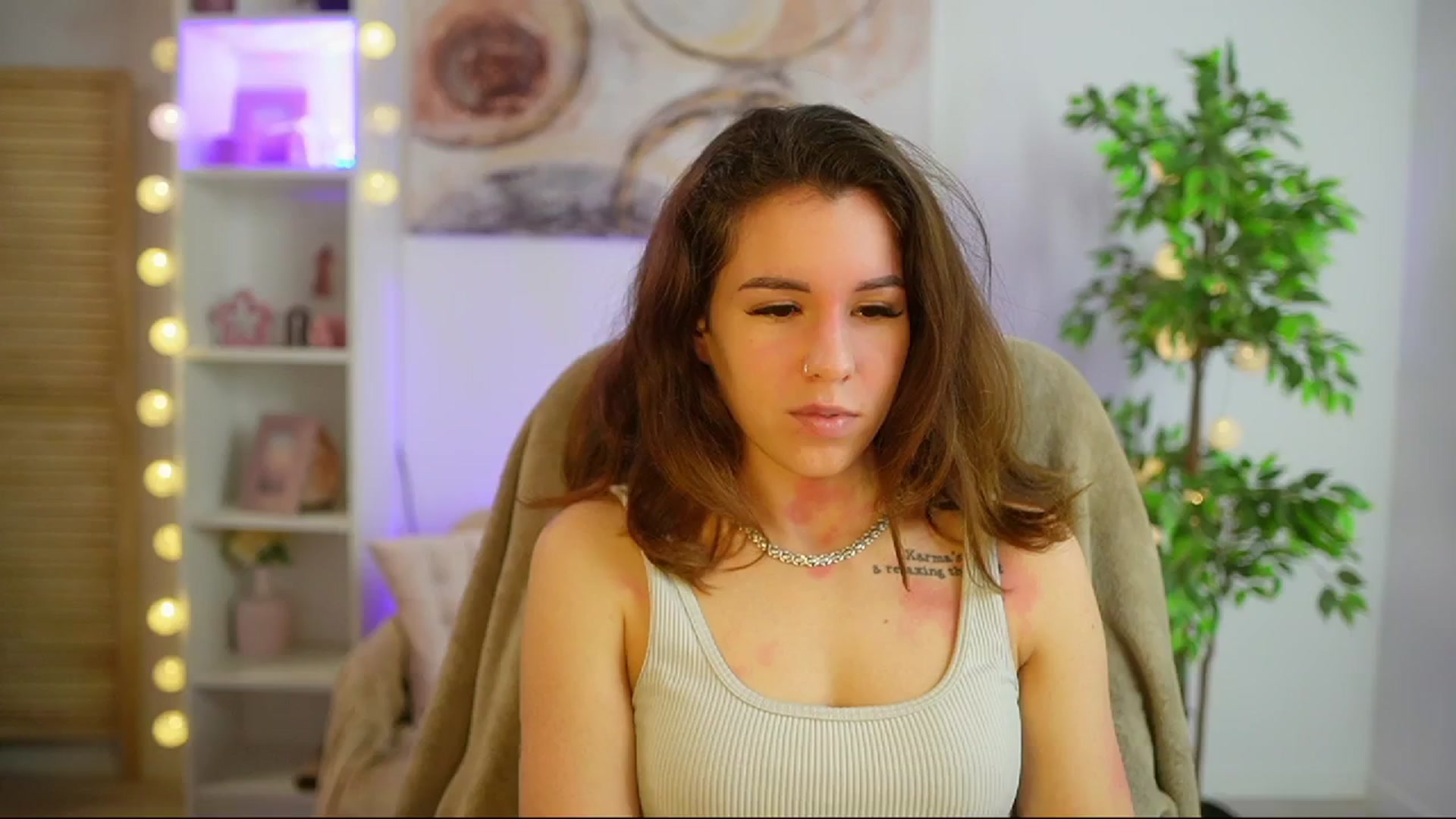 Gallery image thumbnail from Alyssa_Hall's myfreecams stream on, 03/01/2025, 14:43 image 3 of 20