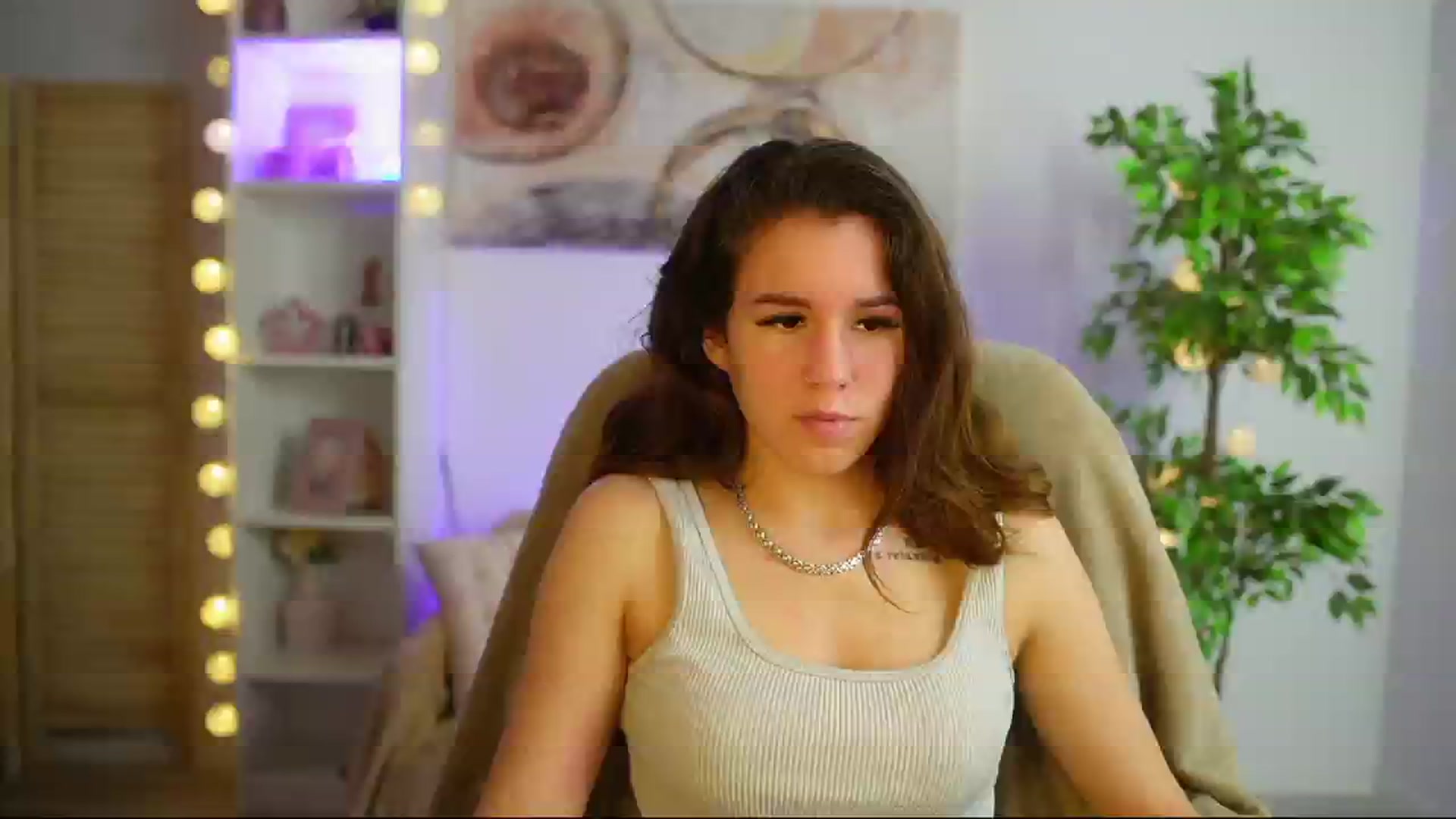Gallery image thumbnail from Alyssa_Hall's myfreecams stream on, 03/01/2025, 16:52 image 2 of 20