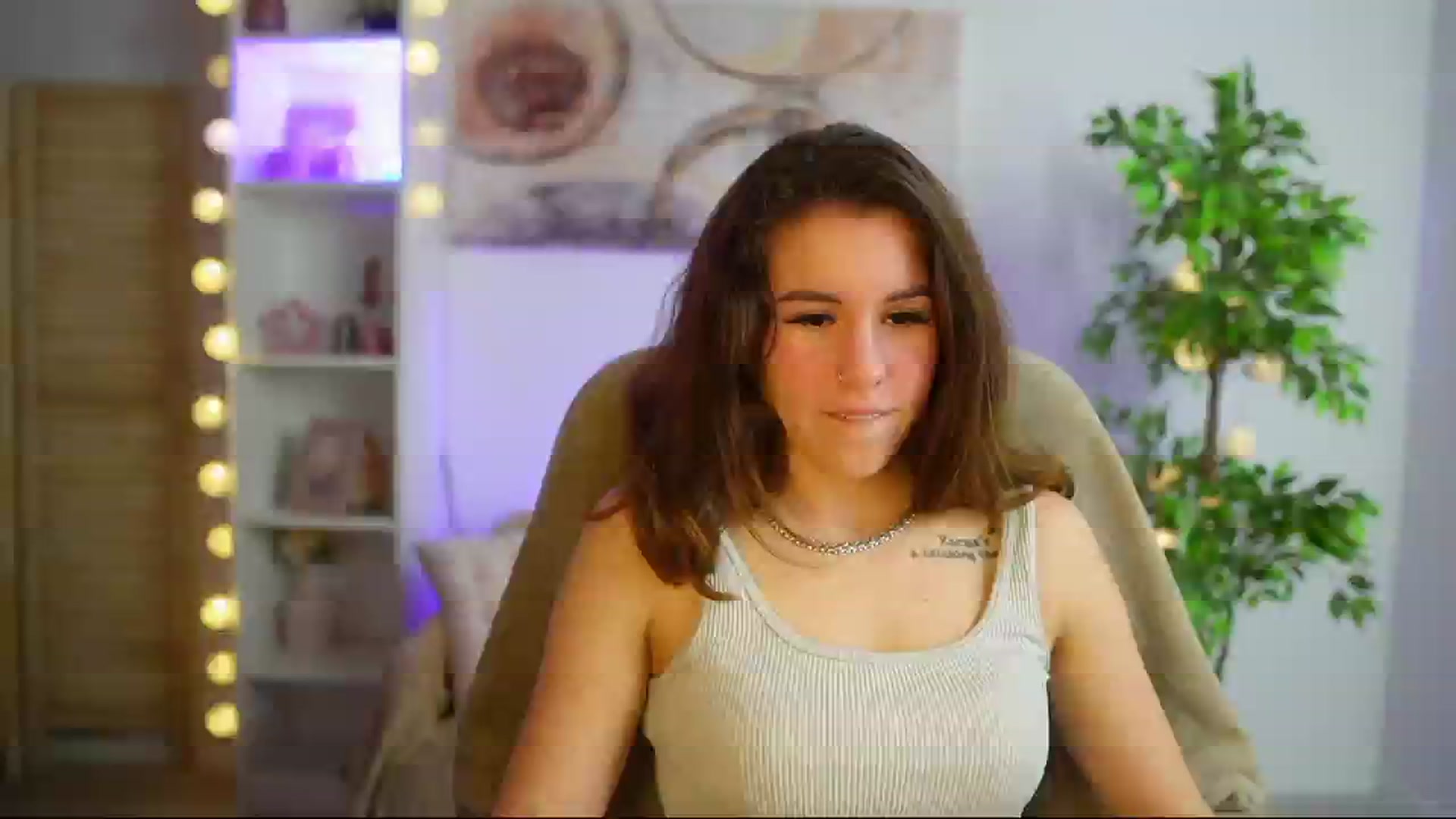 Gallery image thumbnail from Alyssa_Hall's myfreecams stream on, 03/01/2025, 16:52 image 11 of 20