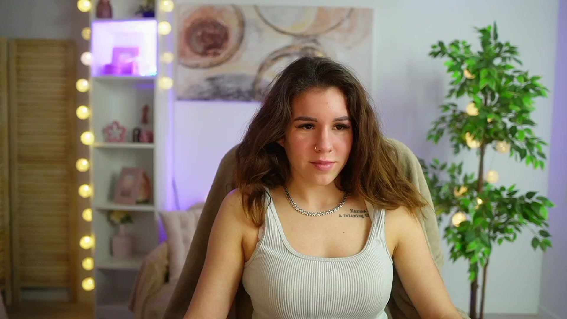 Gallery image thumbnail from Alyssa_Hall's myfreecams stream on, 03/03/2025, 15:56 image 14 of 20