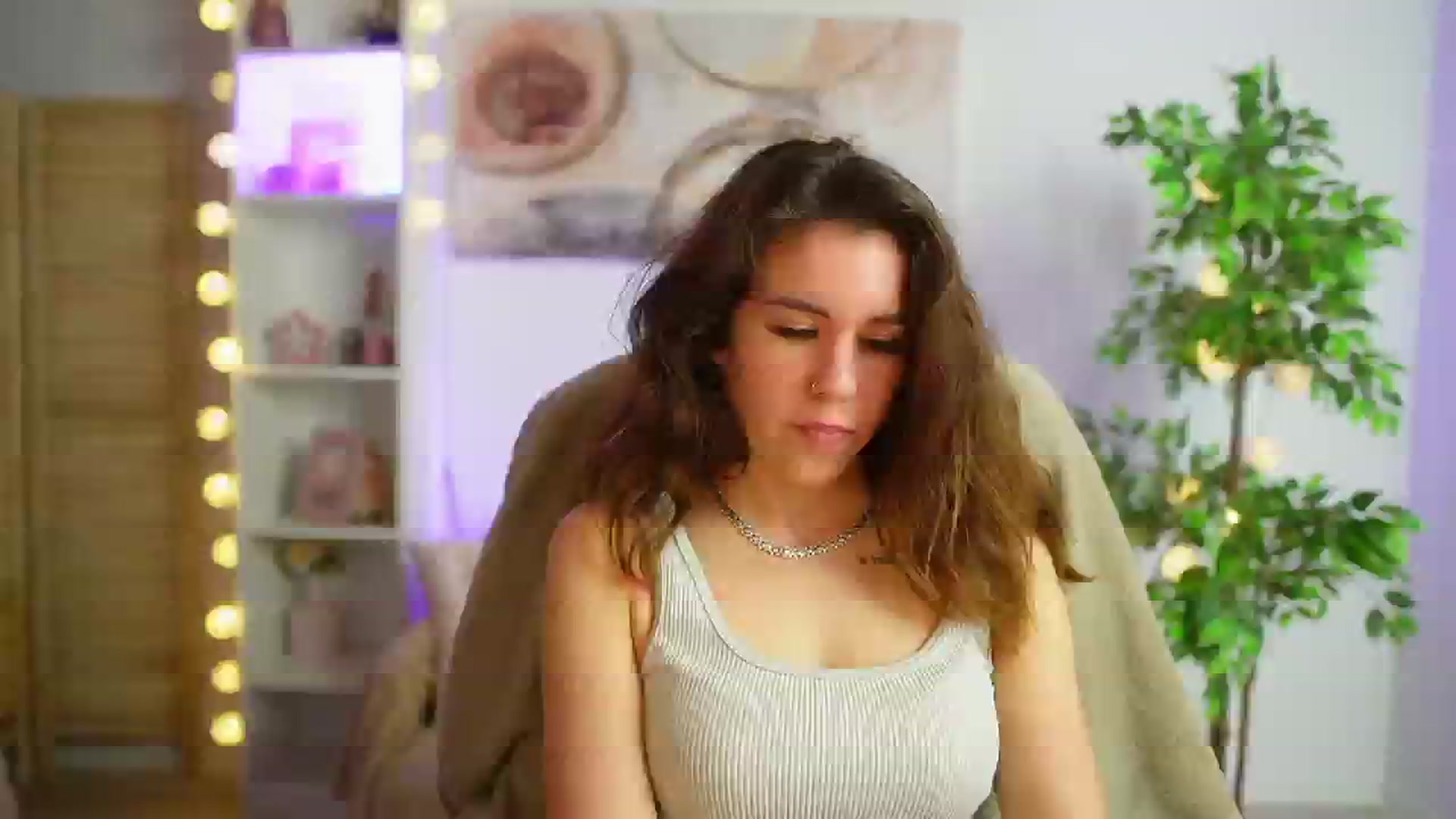 Gallery image thumbnail from Alyssa_Hall's myfreecams stream on, 03/03/2025, 18:05 image 19 of 20