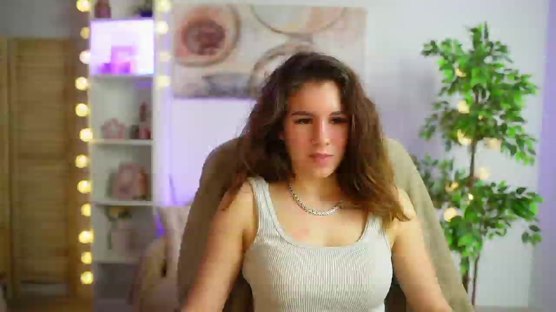 Gallery image thumbnail from Alyssa_Hall's myfreecams stream on, 03/03/2025, 18:05 image 12 of 20
