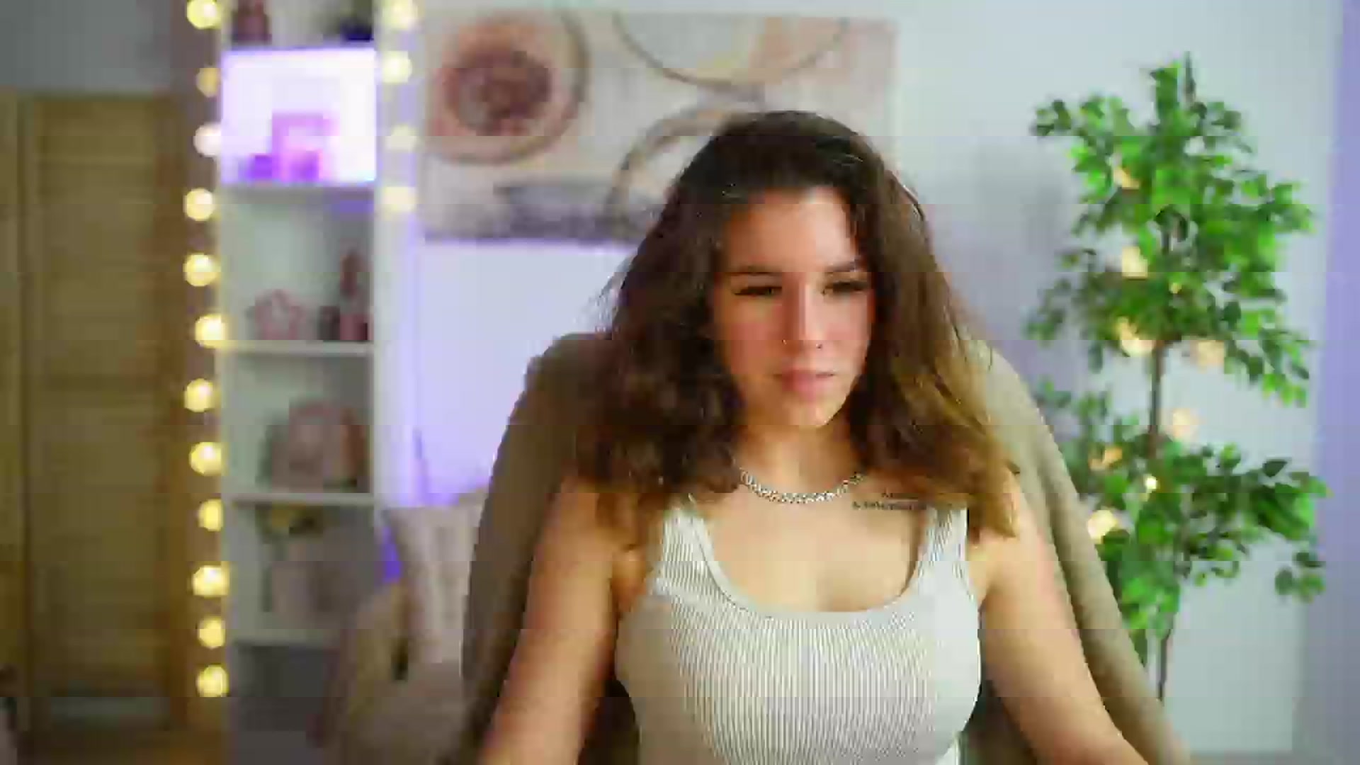 Gallery image thumbnail from Alyssa_Hall's myfreecams stream on, 03/03/2025, 18:05 image 4 of 20