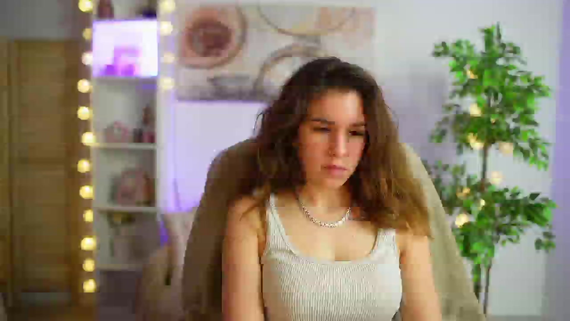 Gallery image thumbnail from Alyssa_Hall's myfreecams stream on, 03/03/2025, 18:05 image 14 of 20