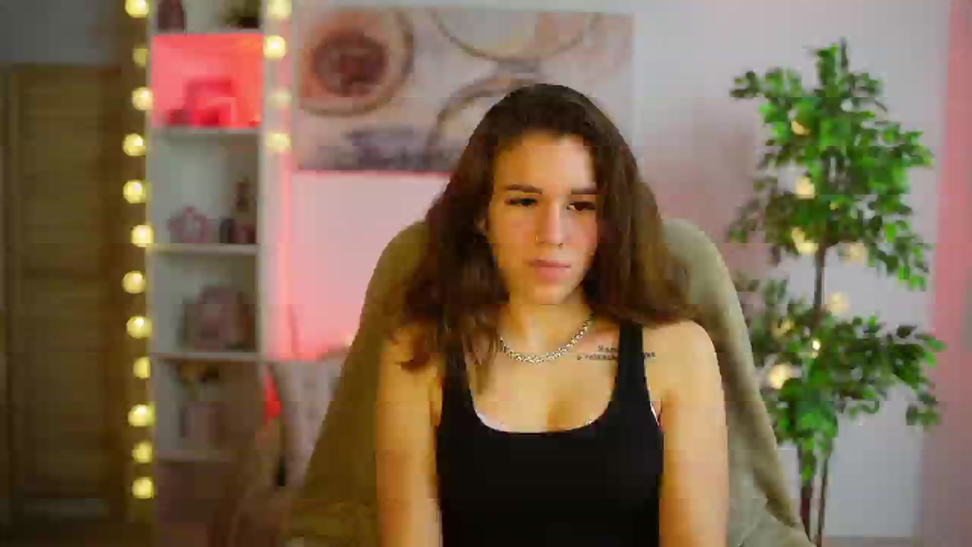 Gallery image thumbnail from Alyssa_Hall's myfreecams stream on, 03/04/2025, 18:07 image 12 of 20