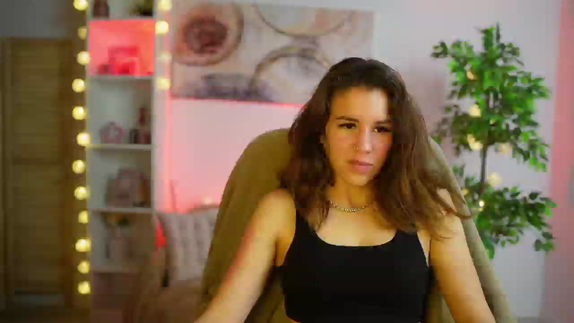 Gallery image thumbnail from Alyssa_Hall's myfreecams stream on, 03/04/2025, 19:00 image 17 of 20