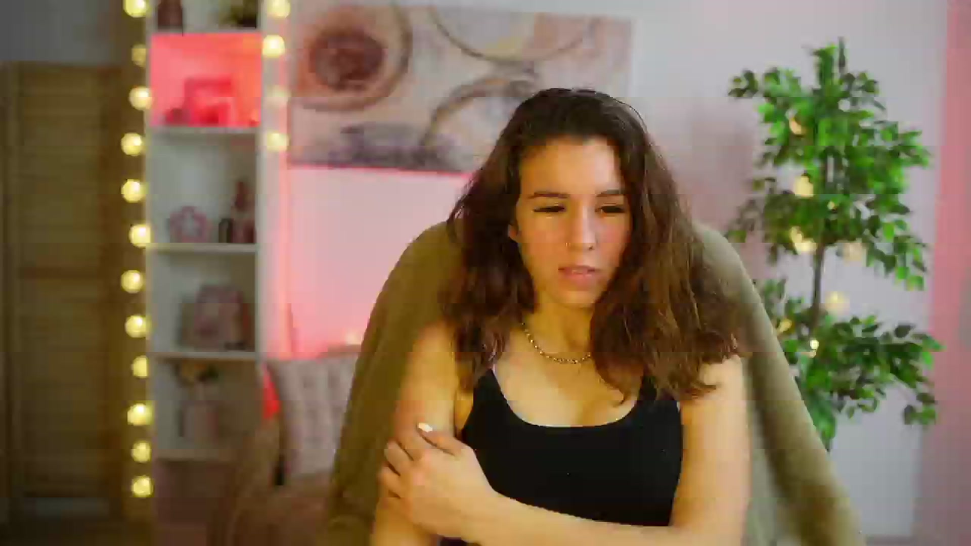 Gallery image thumbnail from Alyssa_Hall's myfreecams stream on, 03/04/2025, 19:00 image 12 of 20