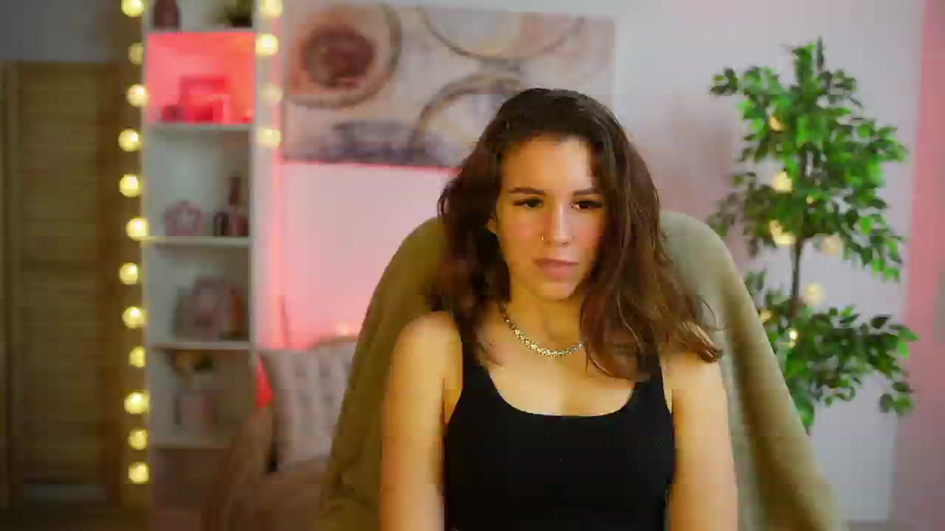 Gallery image thumbnail from Alyssa_Hall's myfreecams stream on, 03/04/2025, 19:00 image 8 of 20