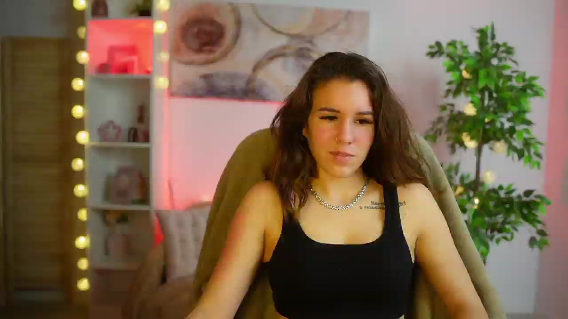 Gallery image thumbnail from Alyssa_Hall's myfreecams stream on, 03/04/2025, 19:00 image 13 of 20